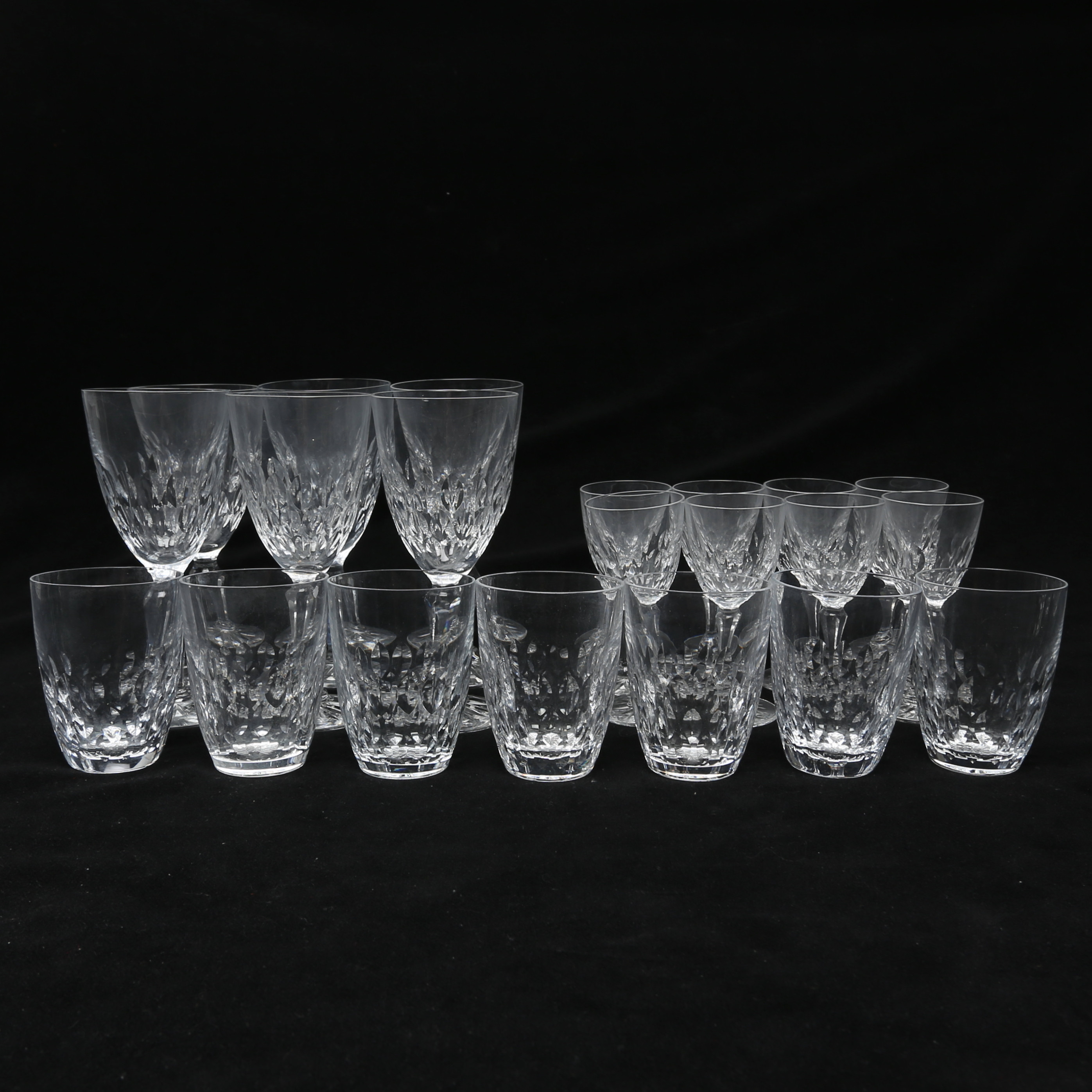 SERVISGLAS 21 st, Boda, slipad dekor.