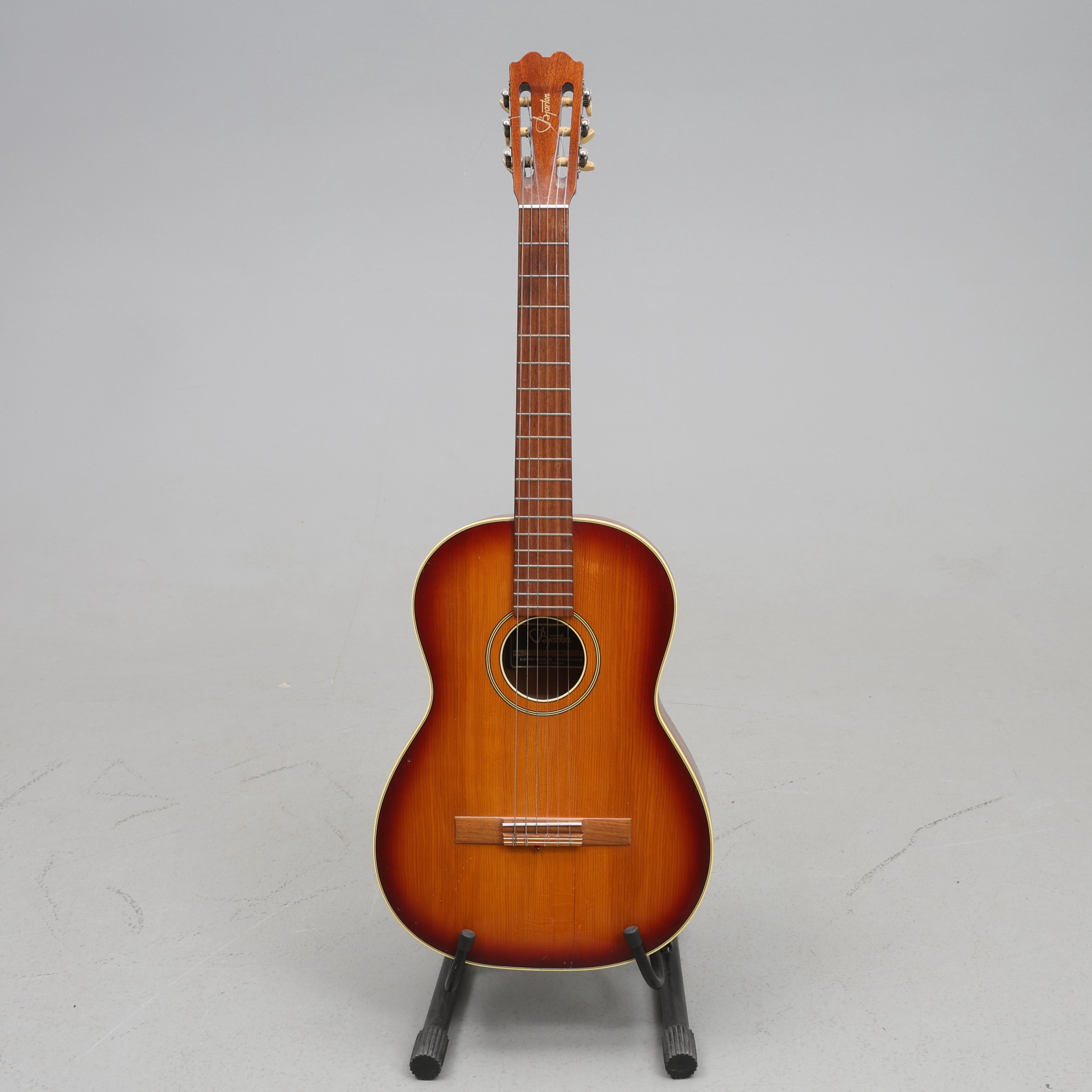 513650. GITARR, akustisk, Bjärton Tirano, 1950-1960tal.