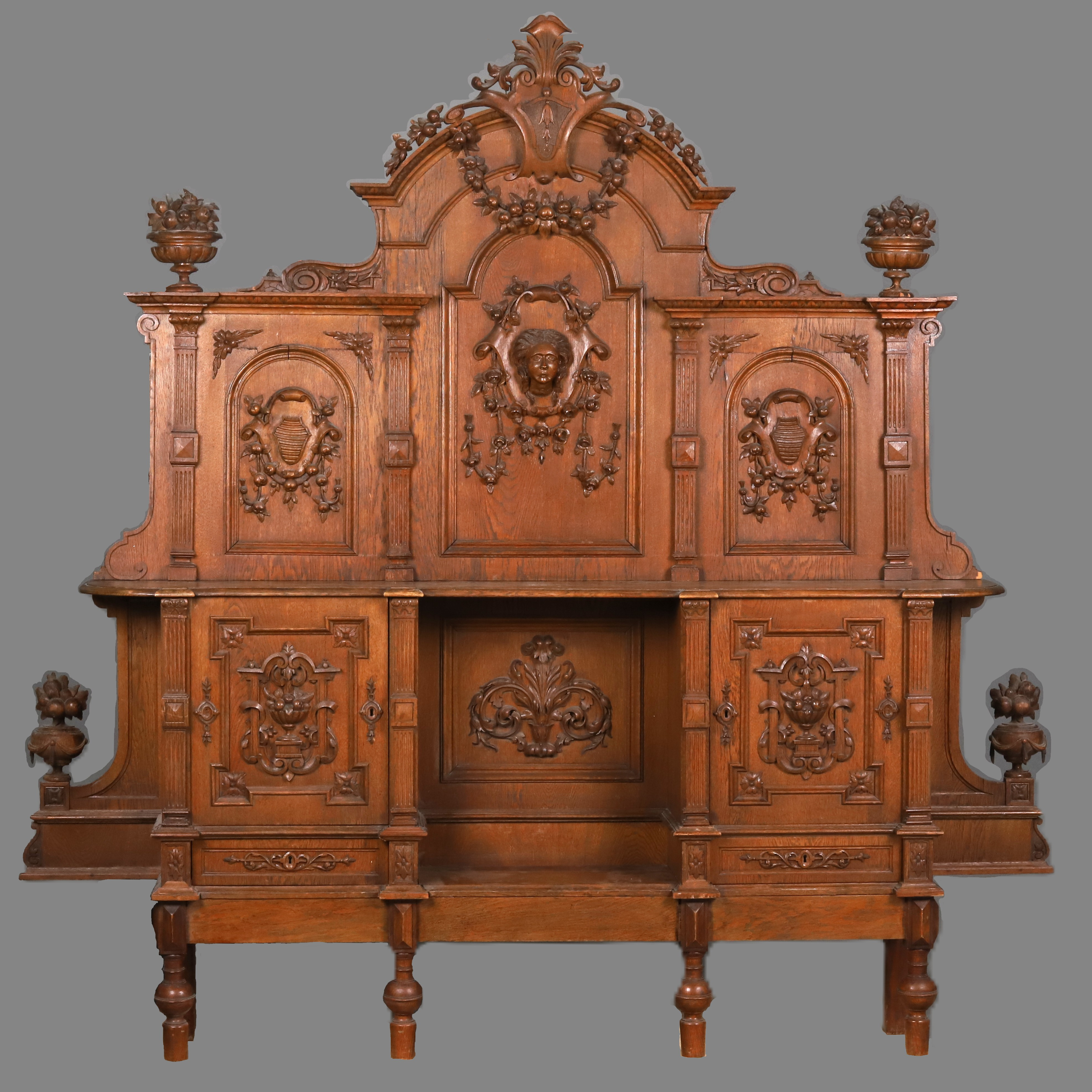 SKÄNKSKÅP, nyrenässans,rikligt skuret, 1800-tal.