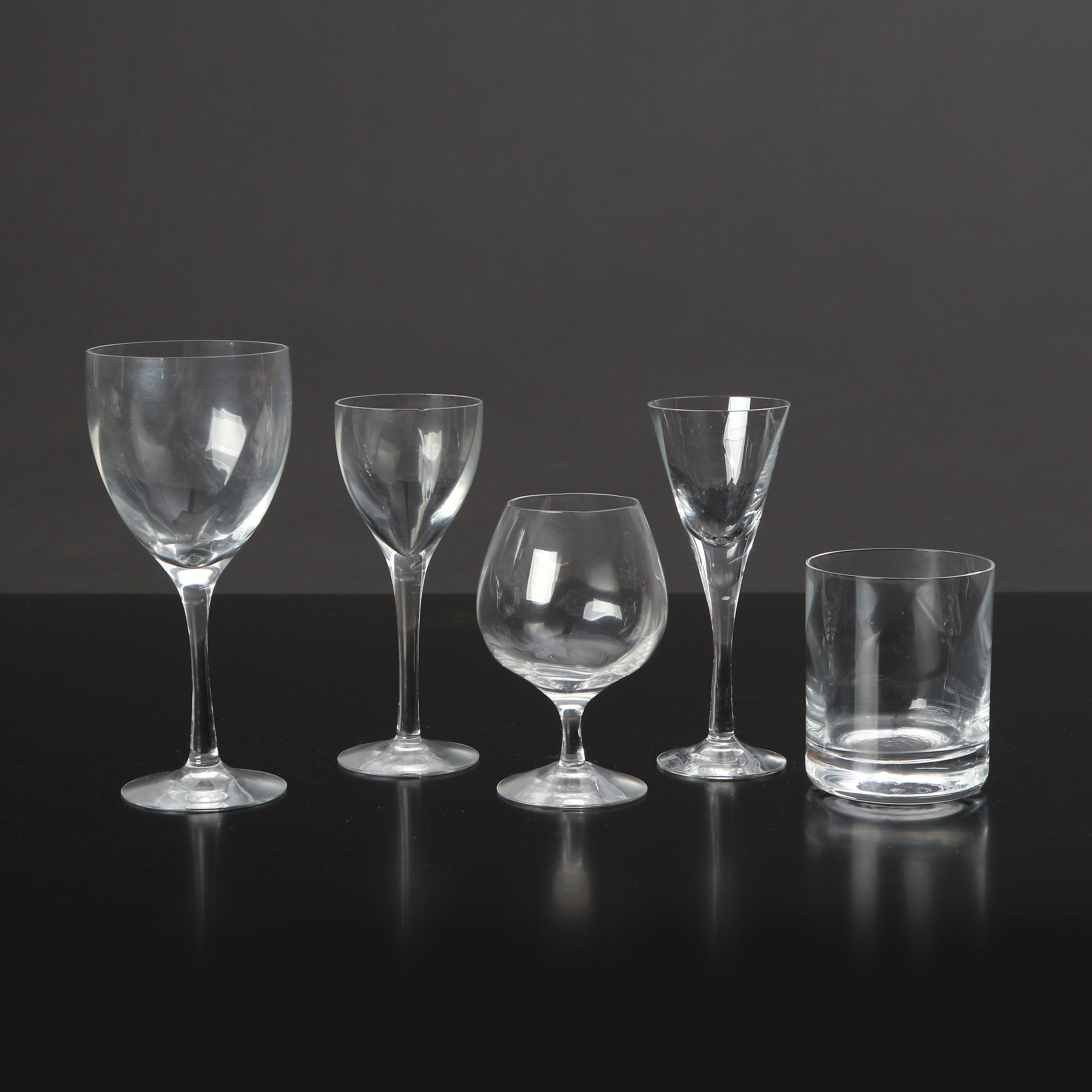 BERTIL VALLIEN. GLASSERVIS, 40 DELAR. "Chateau", Kosta.
