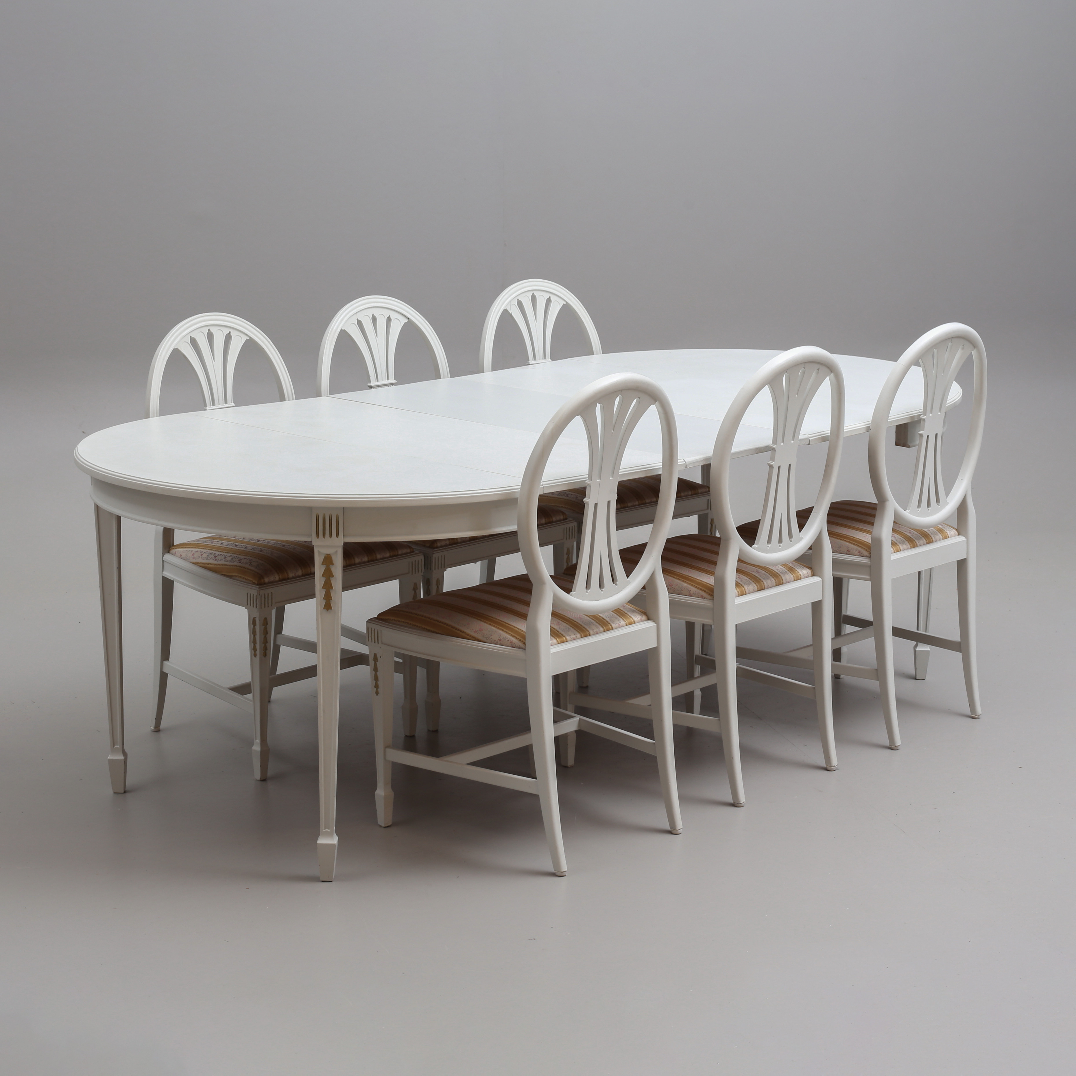 MATGRUPP, 7 delar, gustaviansk stil, 1900/2000-tal.