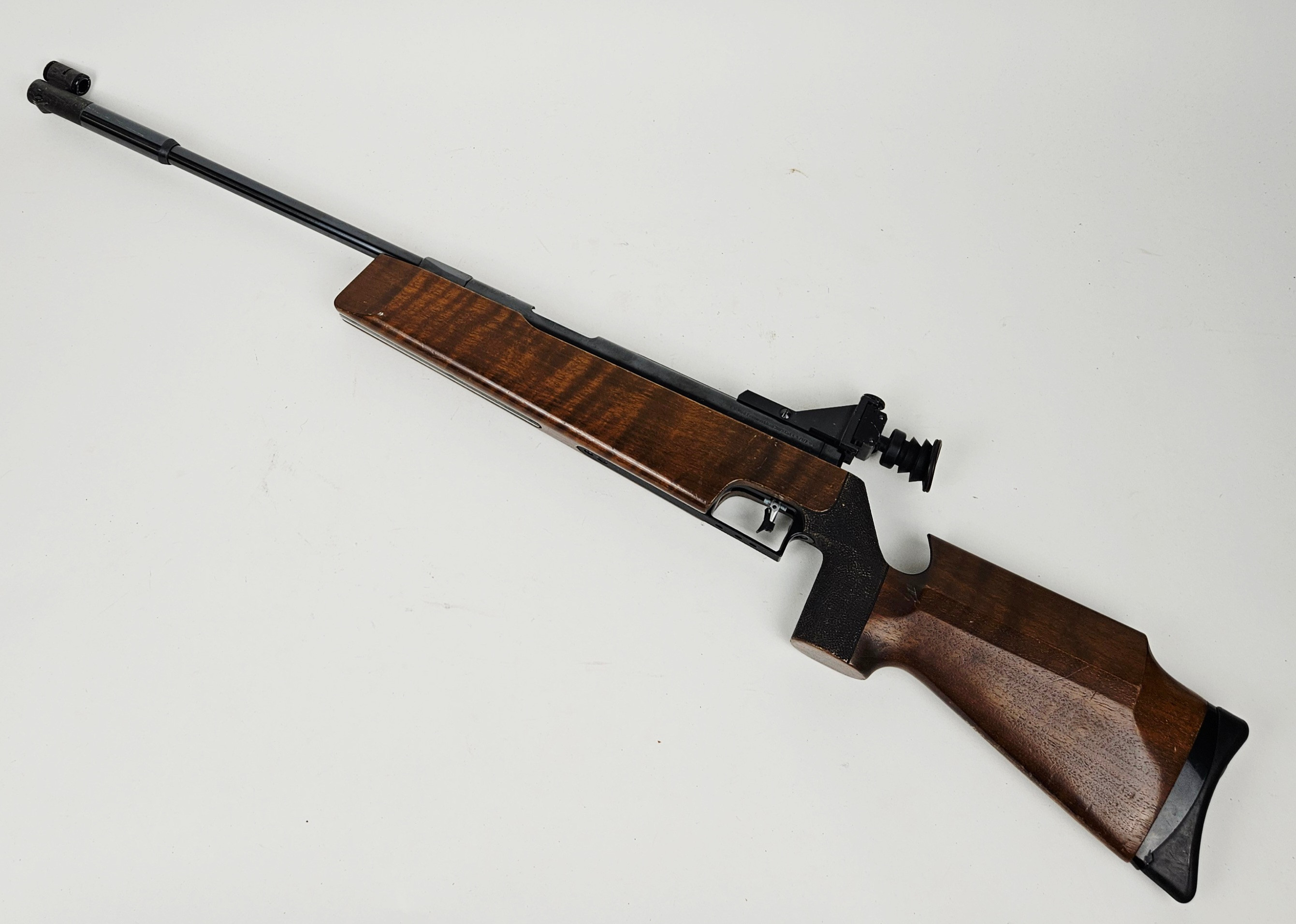 LUFTGEVÄR, LG Mod Feinwerkbau 300 D Cal. 4,5/177, Tyskland.