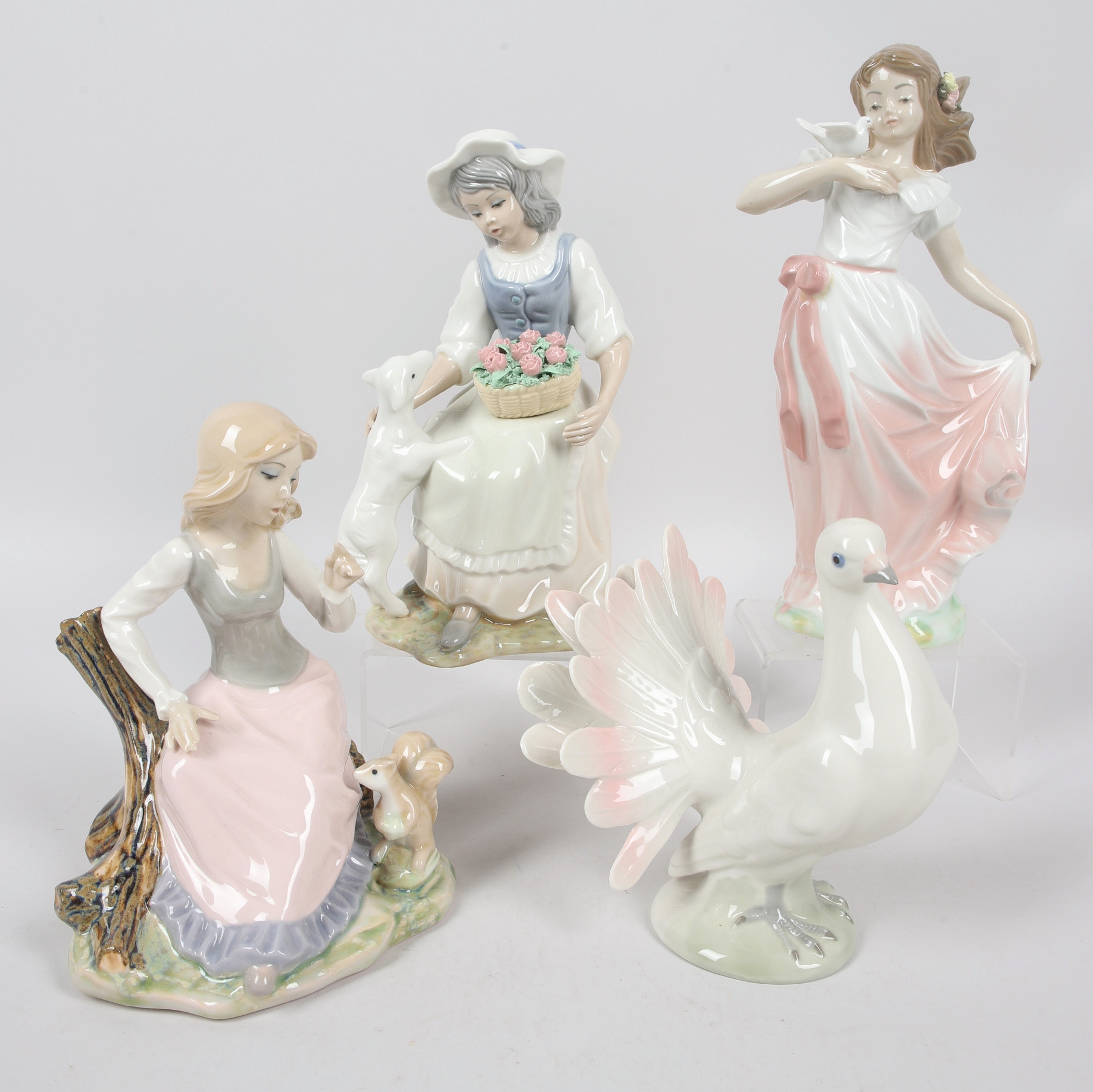 FIGURINER, 4 st, porslin, bl.a. Tengra, Spanien.