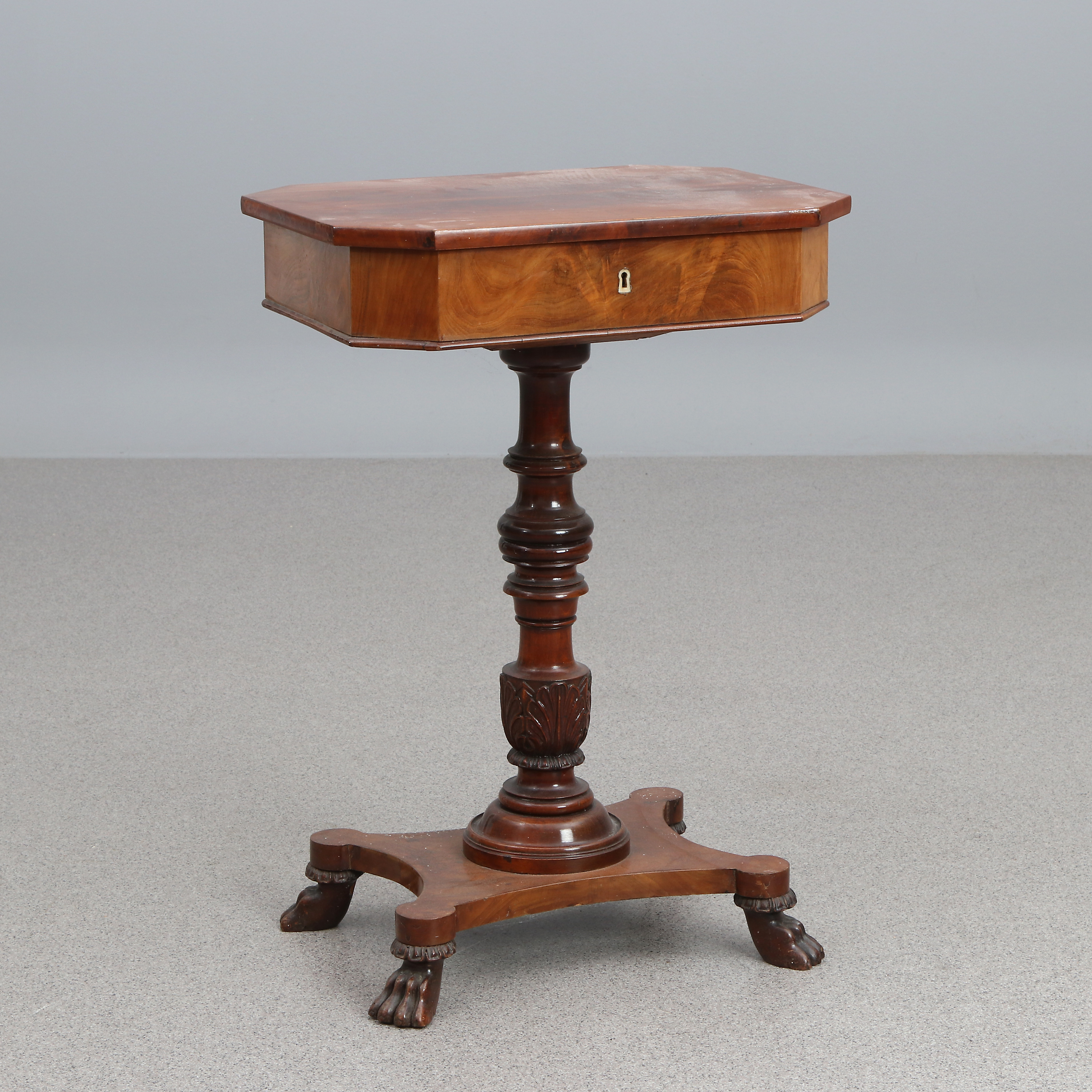 SYBORD. Mahogny. 1800-tal.