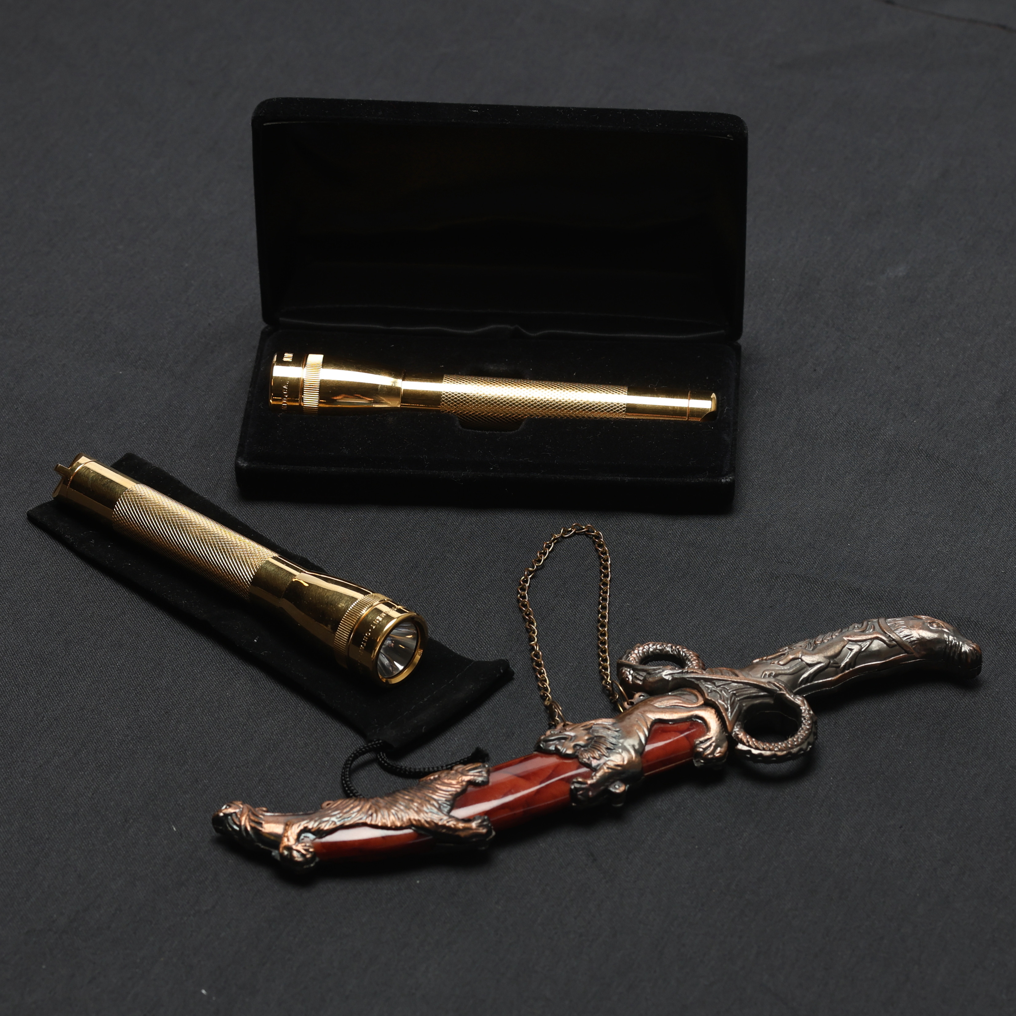 MINI MAGLITE, 2st. Dolk.