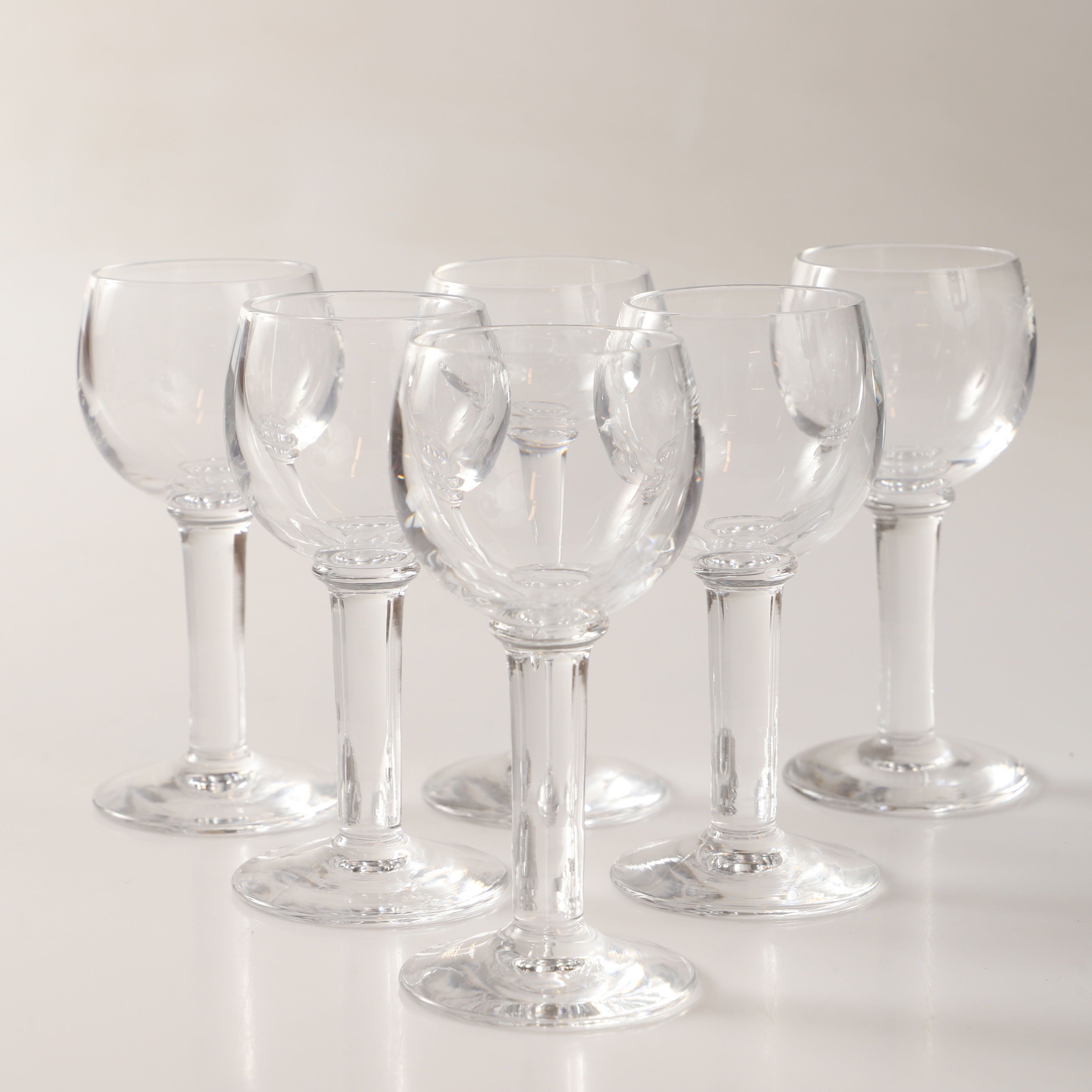 GUNNAR CYRÉN. Starkvinsglas, 6 stycken, "Kolonn", Orrefors.