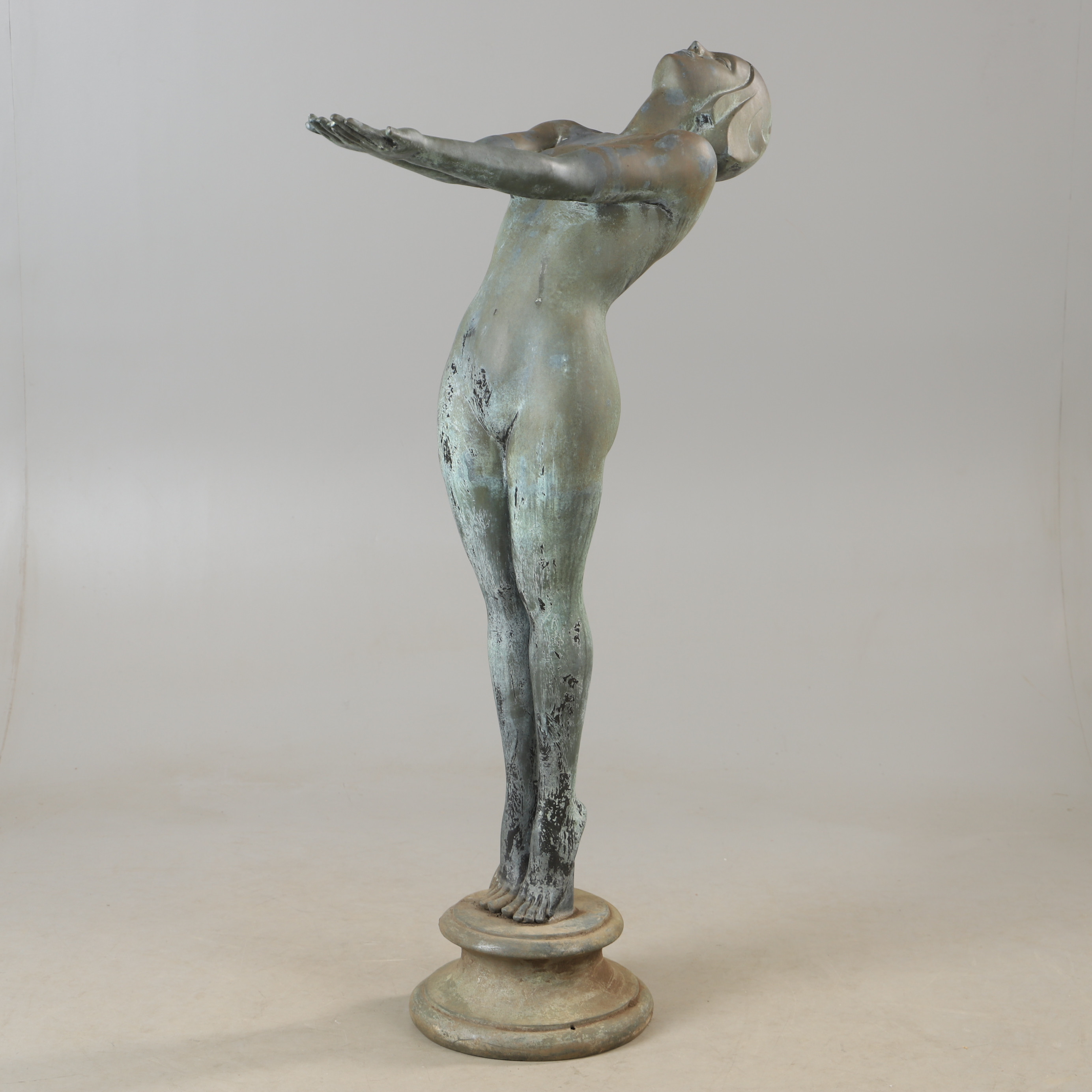 MAX LE VERRIER. EFTER. Trädgårdsskulptur, kvinnostudie, brons, 1900-tal.