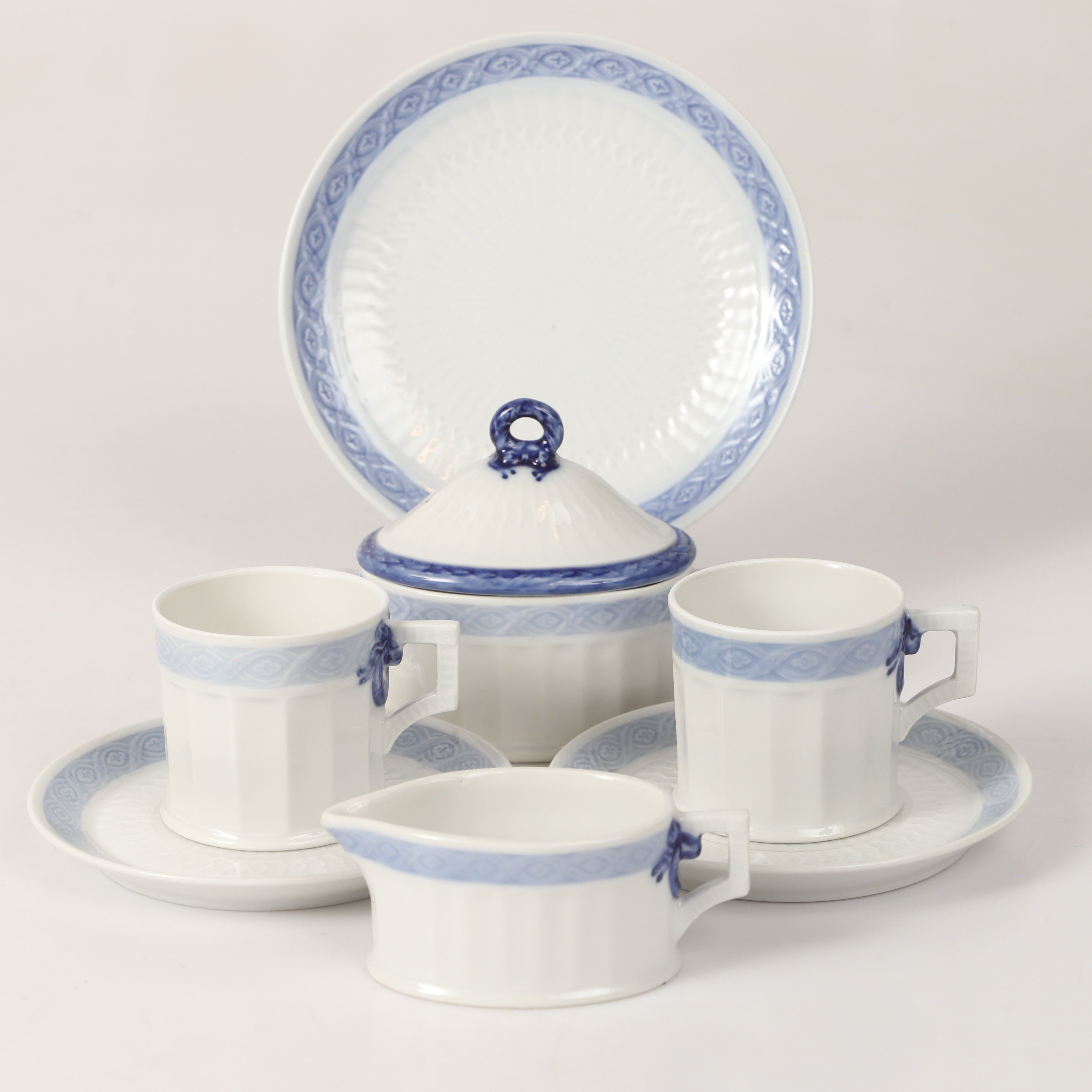 KAFFESERVIS, 31 delar, "Vifte", porslin, Royal Copenhagen, Danmark.