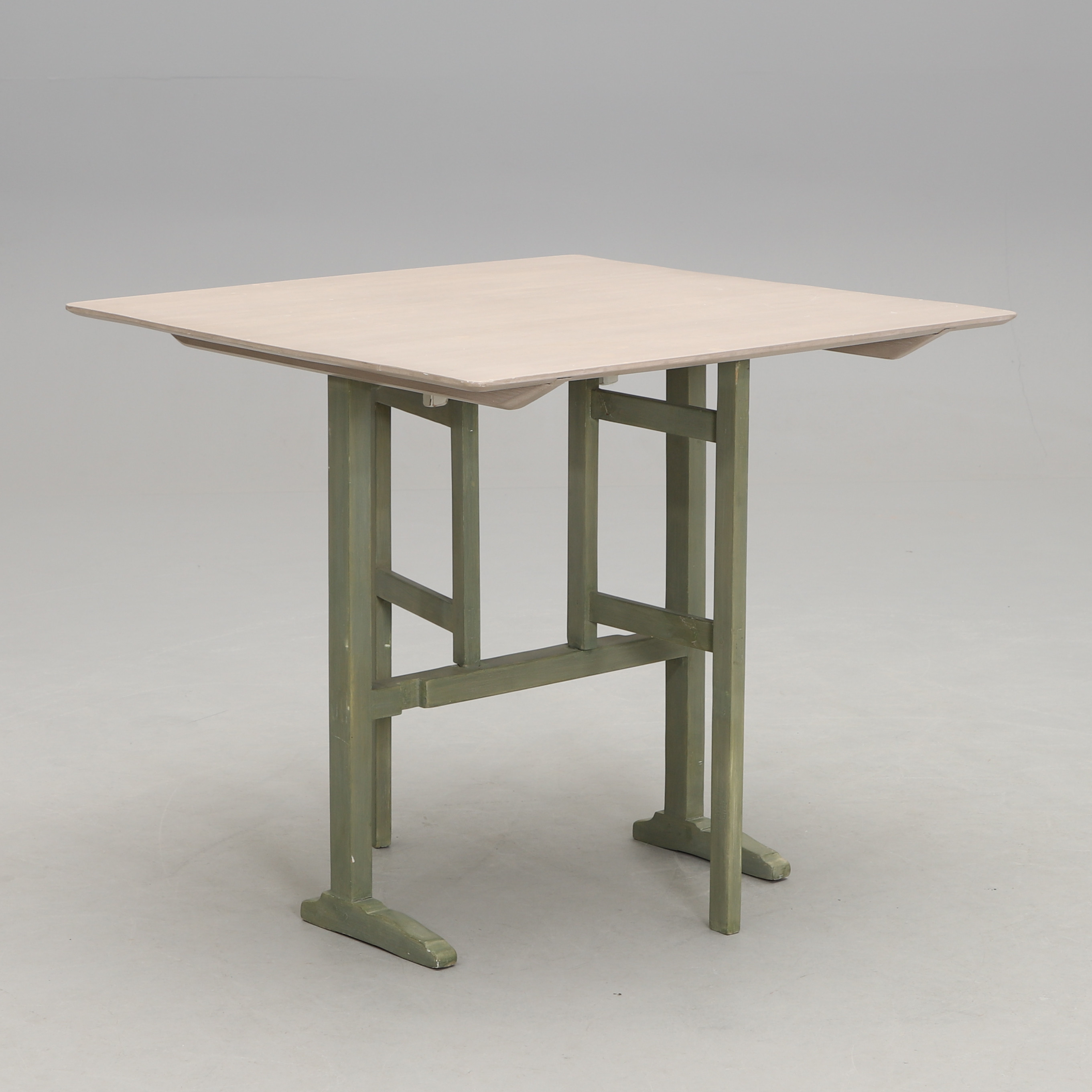 FÄLLBORD, 1900-talets första hälft.