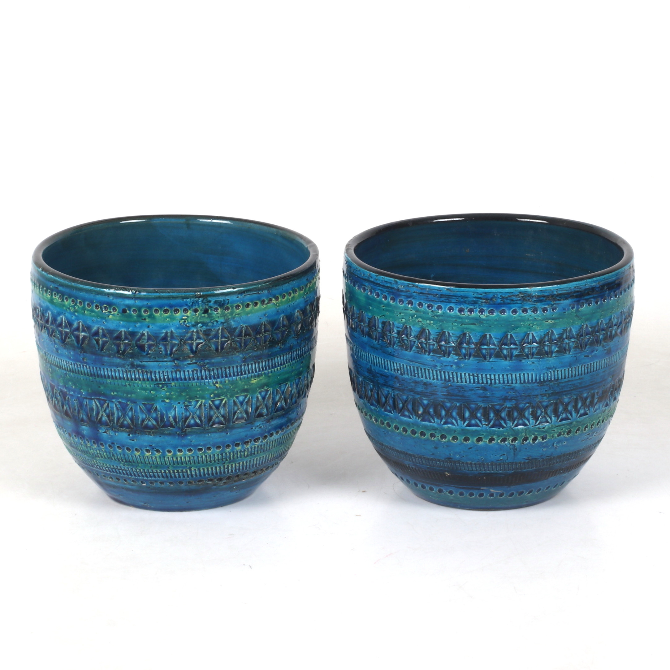 YTTERFODER, 2 st, "Rimini Blue", Bitossi, glaserad keramik, Italien, 1900-tal.