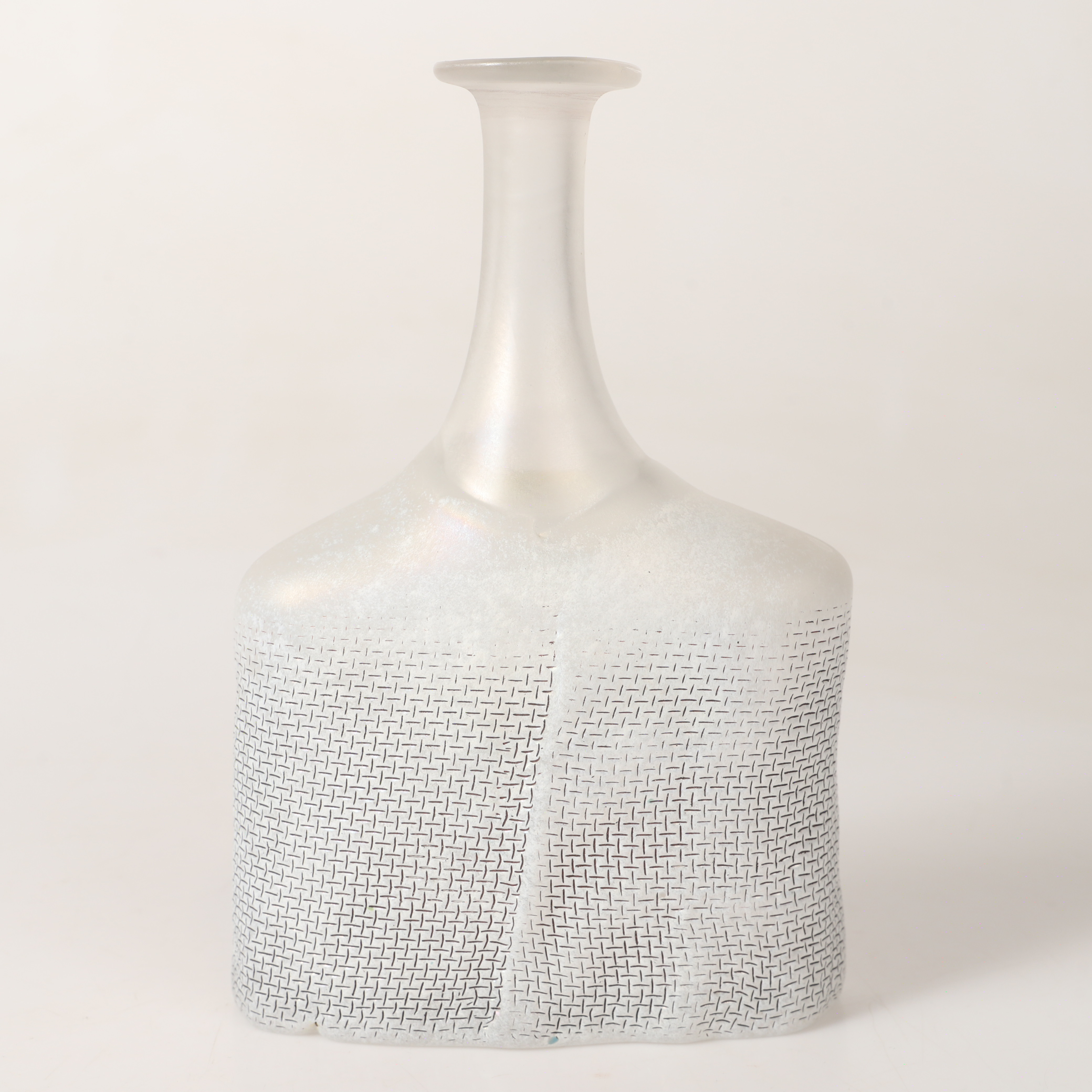 BERTIL VALLIEN. Flaska, glas, Artist Collection, Boda, signerad.