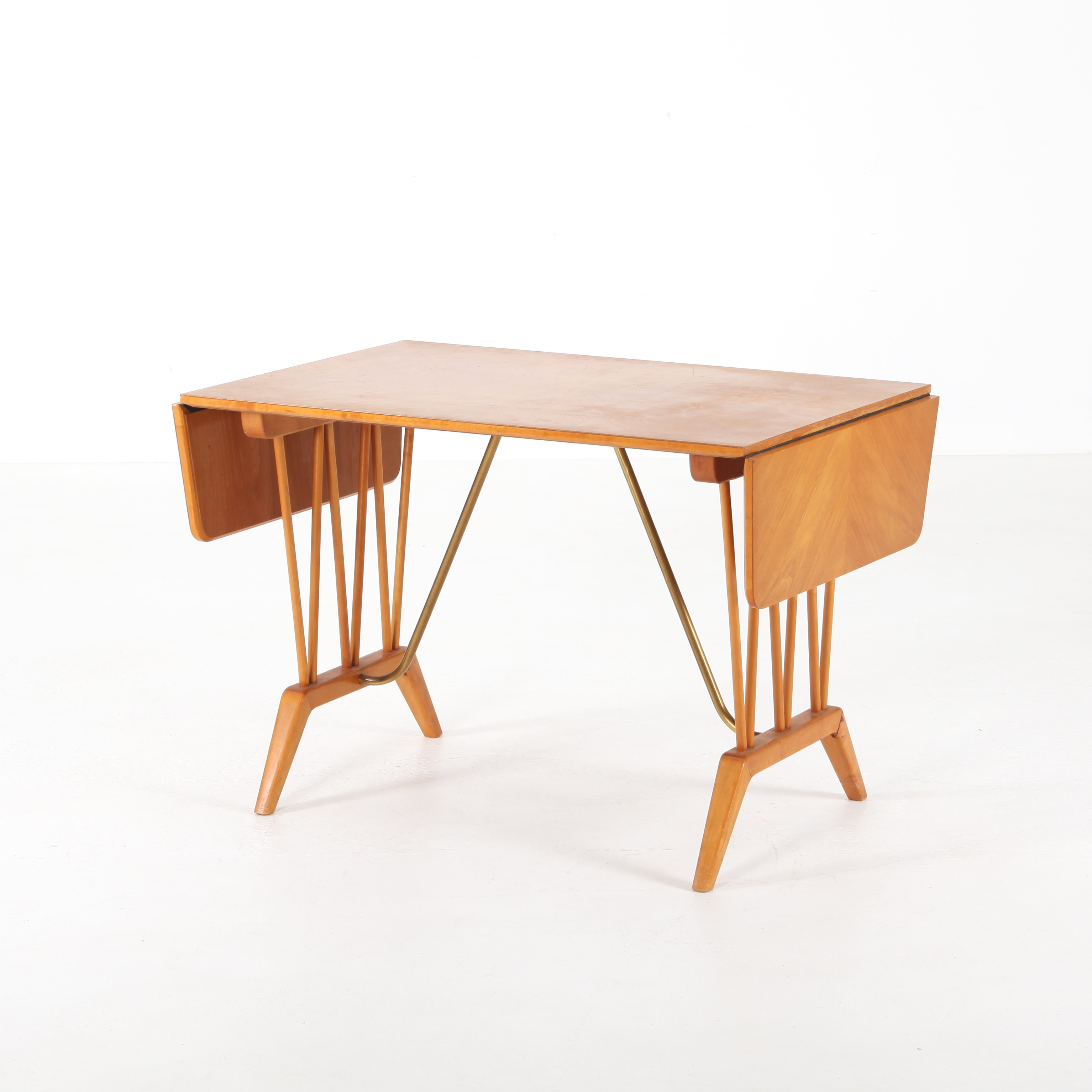 BORD Swedish Modern 1940/50-tal.