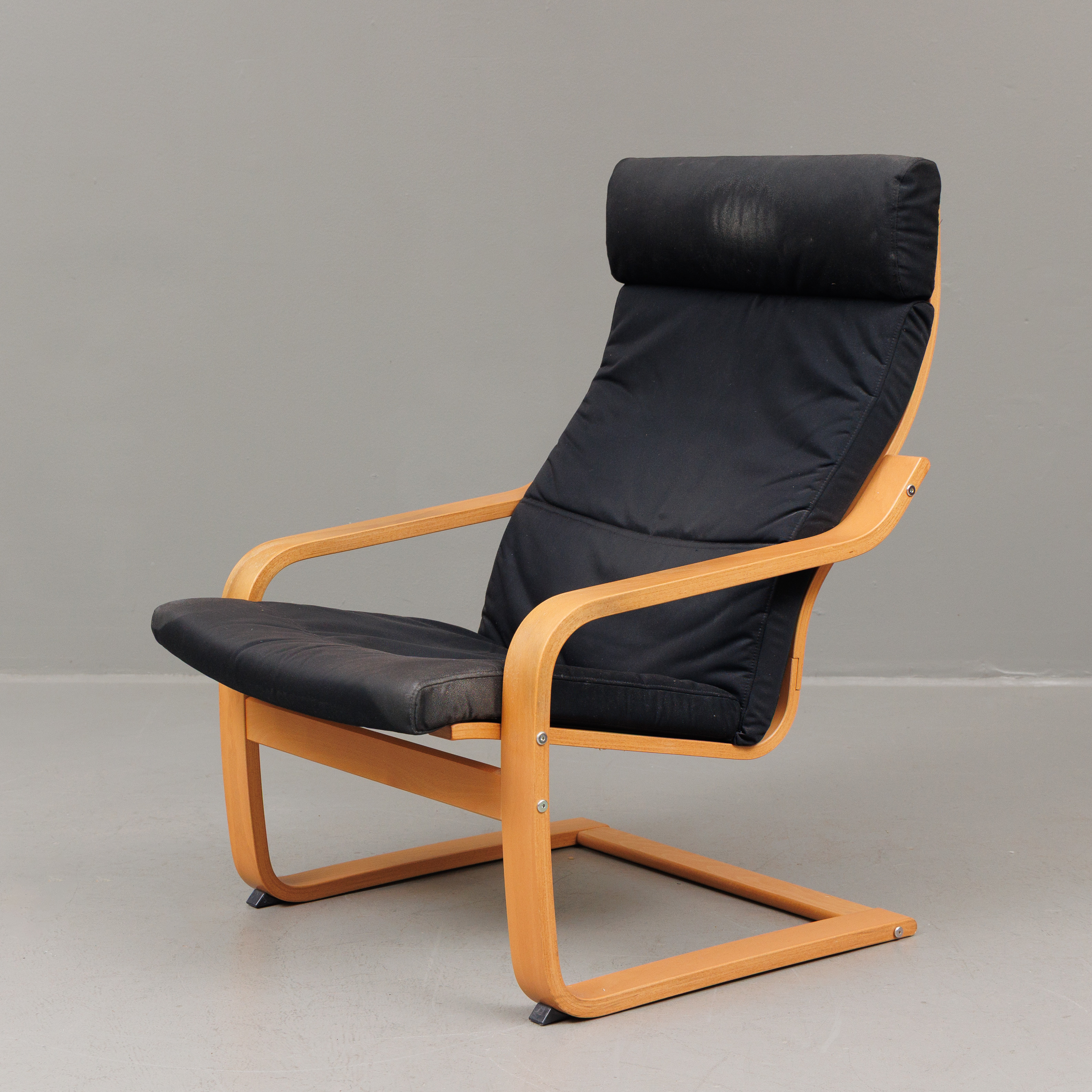 NOBORU NAKAMURA. fåtölj, bok/textil, "Poäng", IKEA, 1900-talets senare del.