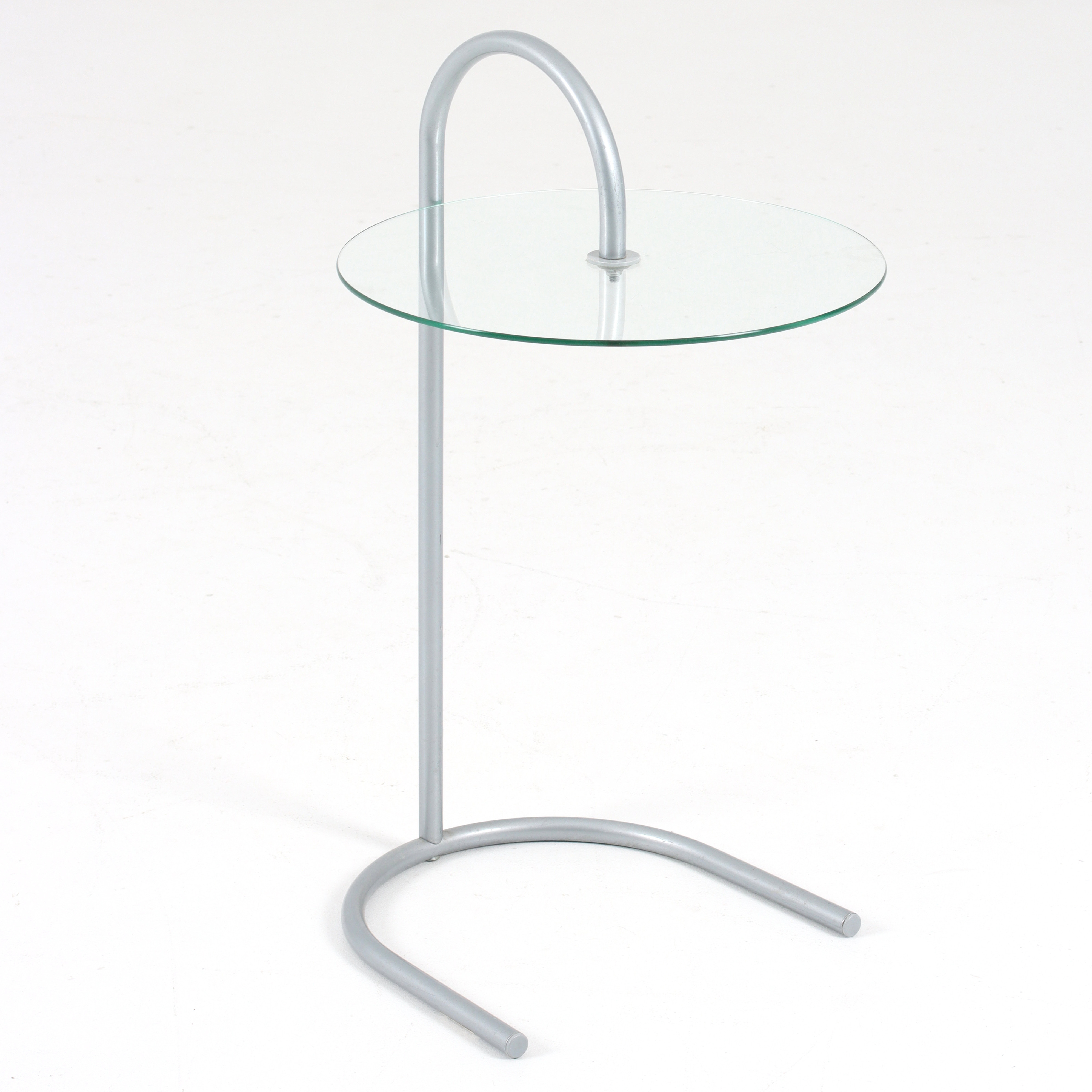 TORD BJÖRKLUND. Sidobord, "Ry", glas och metall, IKEA.