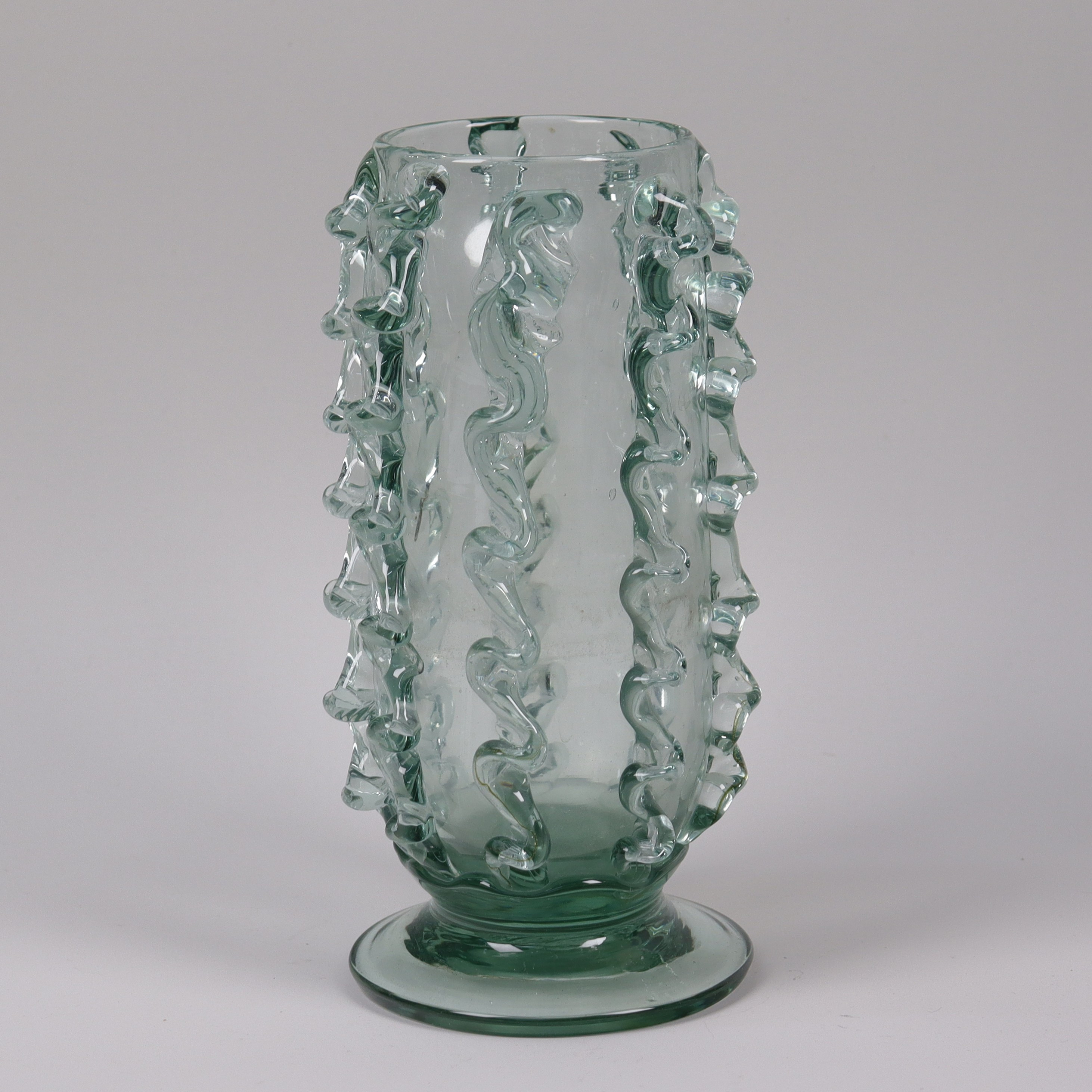 TURE BERGLUND. vas i grönt glas, Skansen, Stockholms glasbruk.
