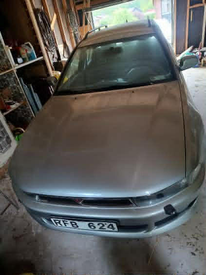 BIL, Mitsubishi Galant Wagon 2.4 GDI INVECS-II, 150HK, 1999.