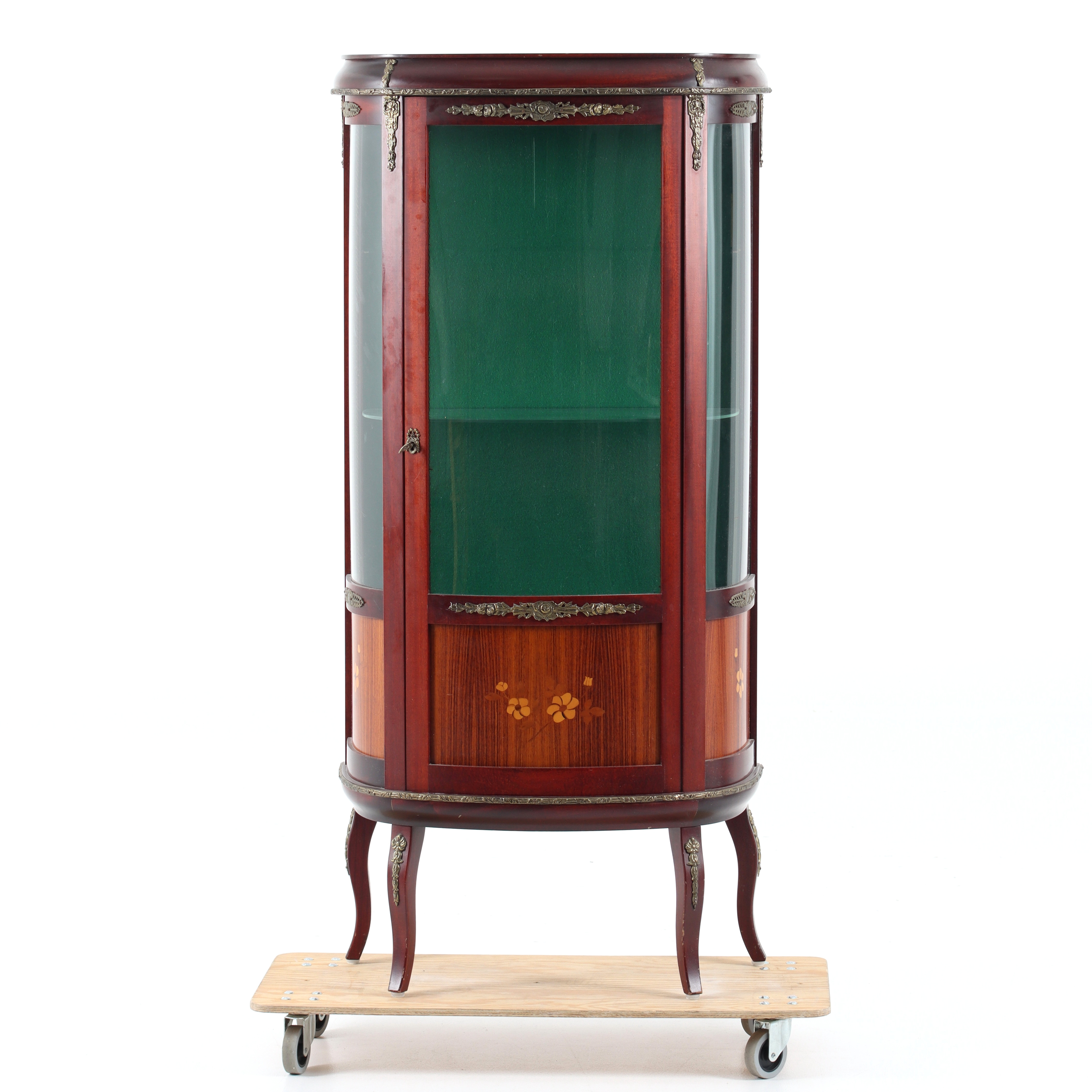 VITRINSKÅP, Louis XVI-stil, 1900-tal.
