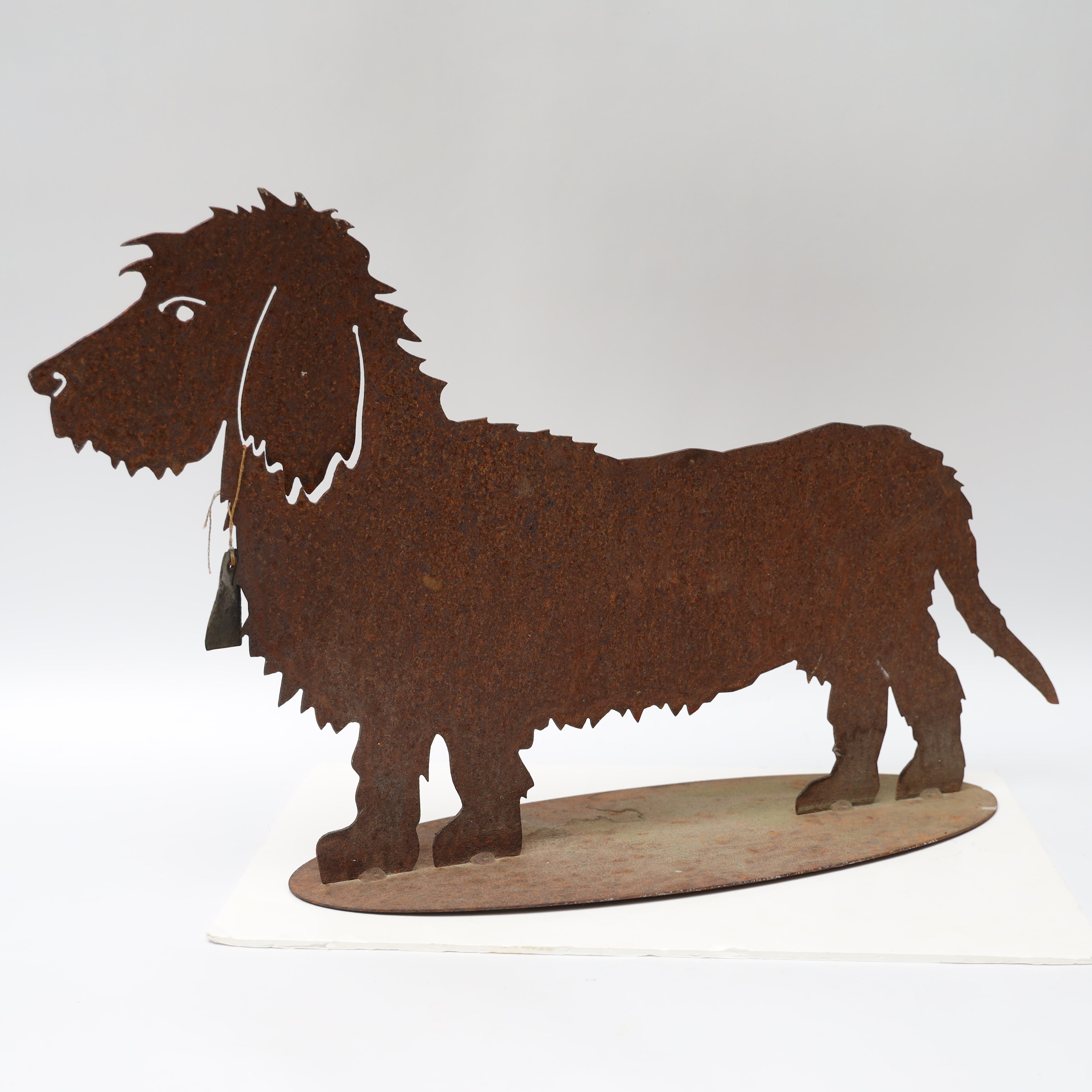 SKULPTUR, föreställande hund, metall.