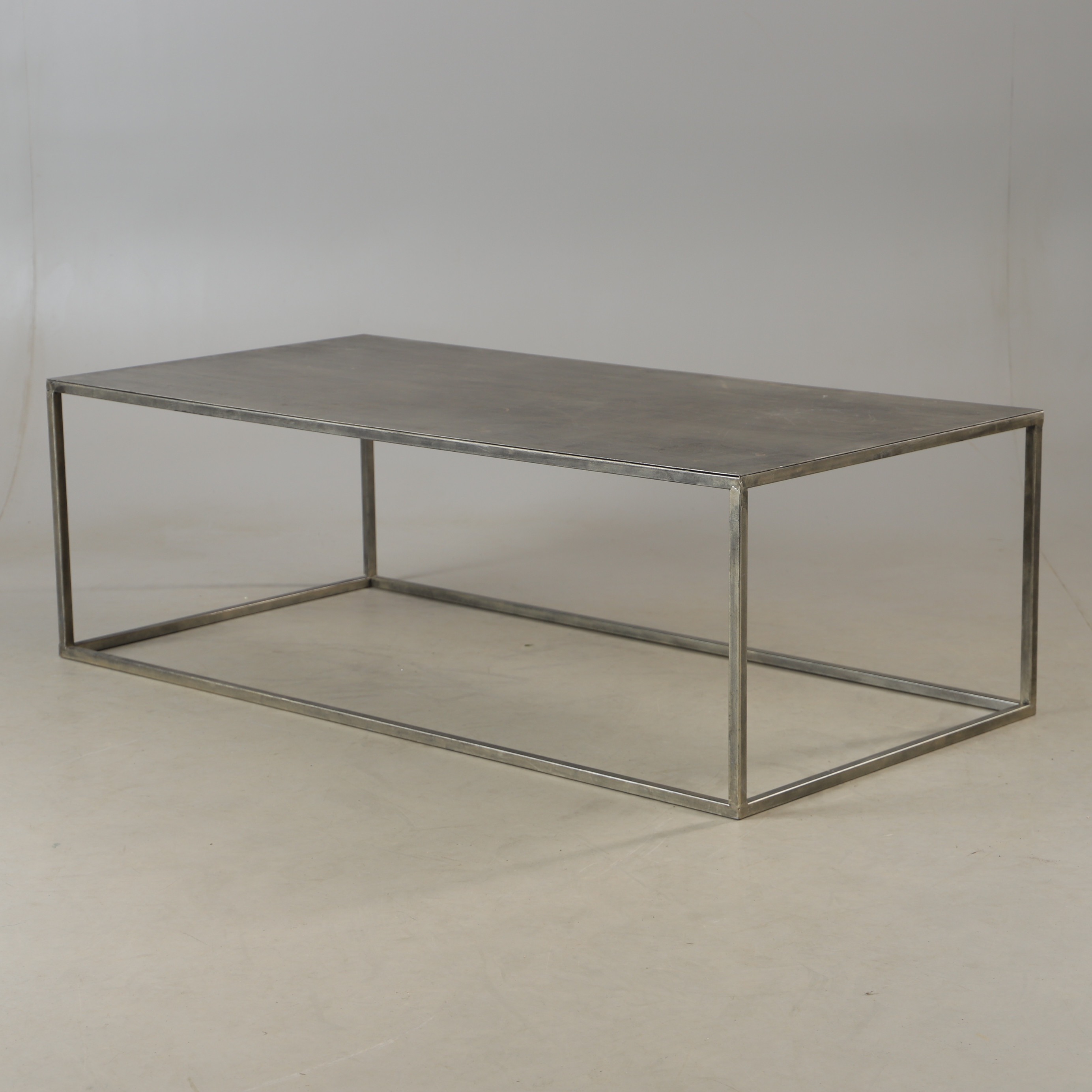 SOFFBORD, metall, 2000-tal.