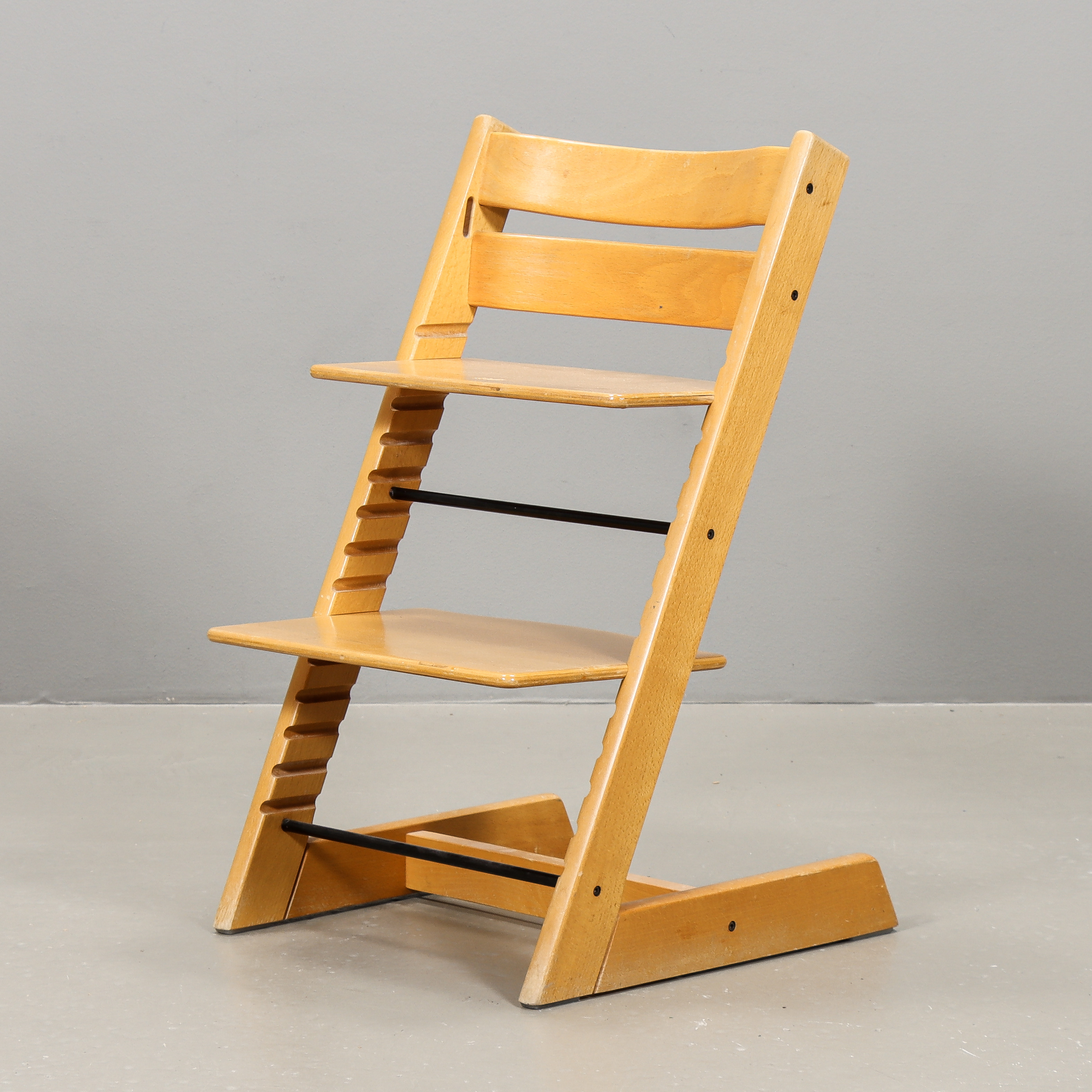 BARNSTOL "Tripp Trapp" Stokke, Norge 2000-tal.