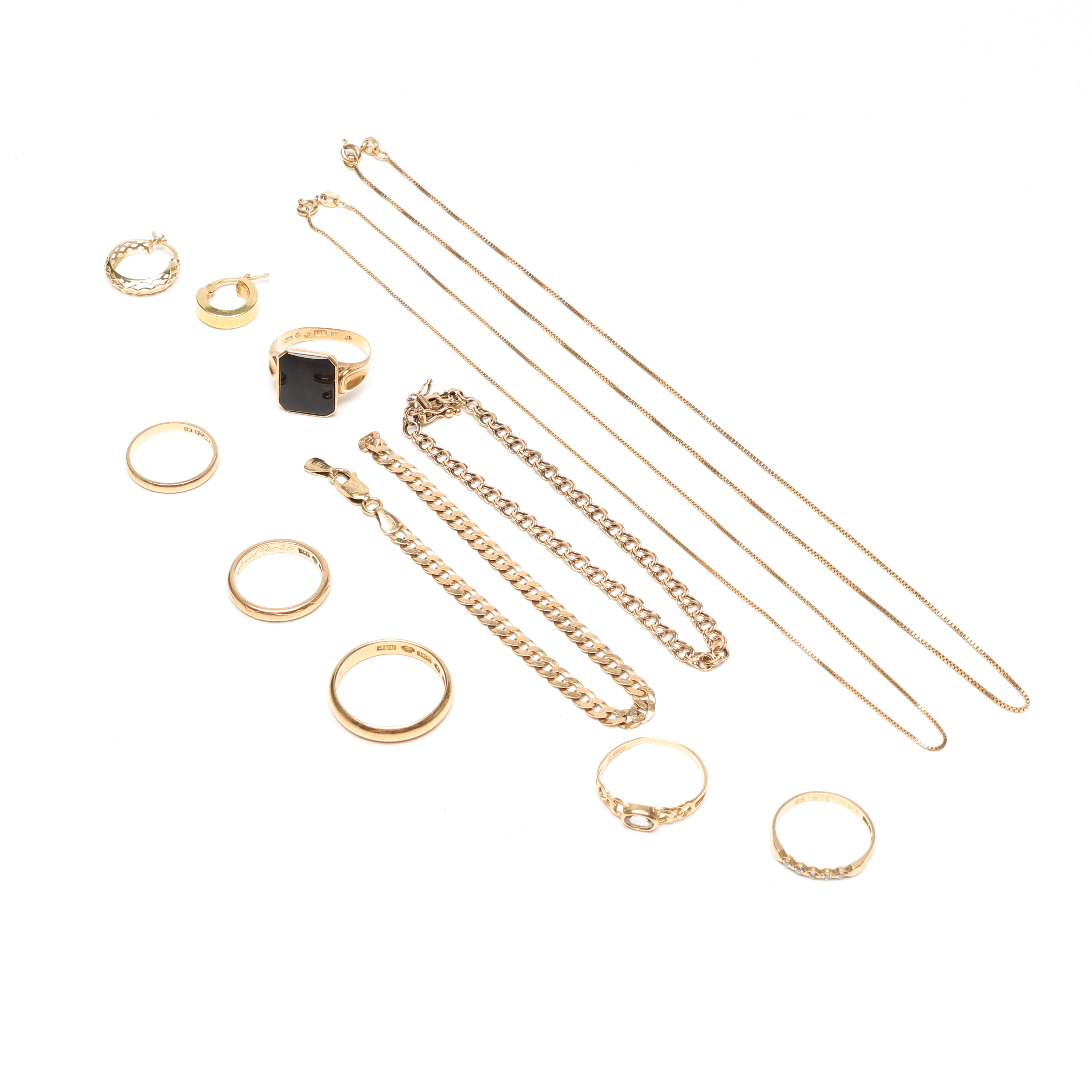 SMYCKEN, guld, 18k, ca 34,2 gram.