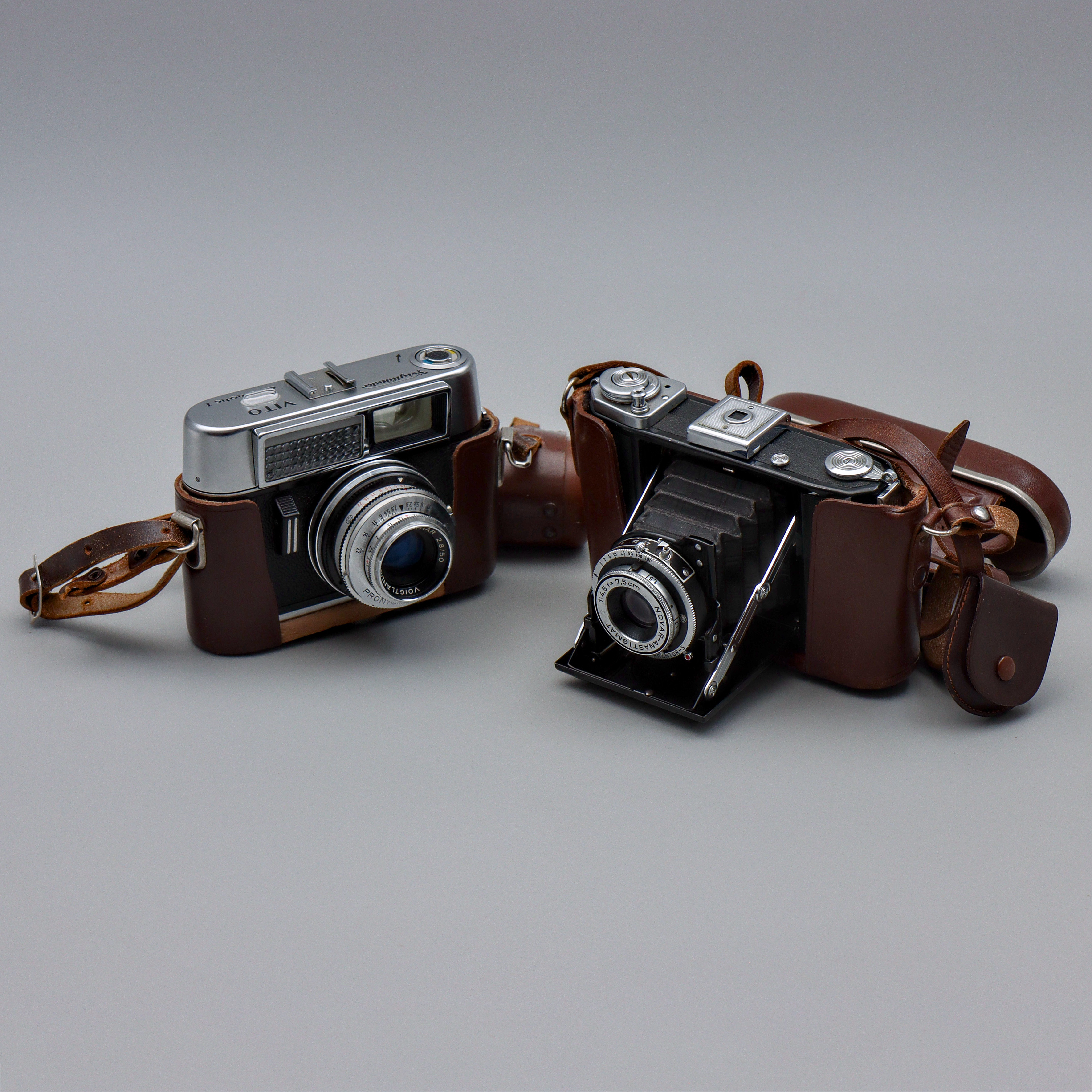 KAMEROR, 2 ST, ZEISS IKON SAMT VITO AUTOMATIC.