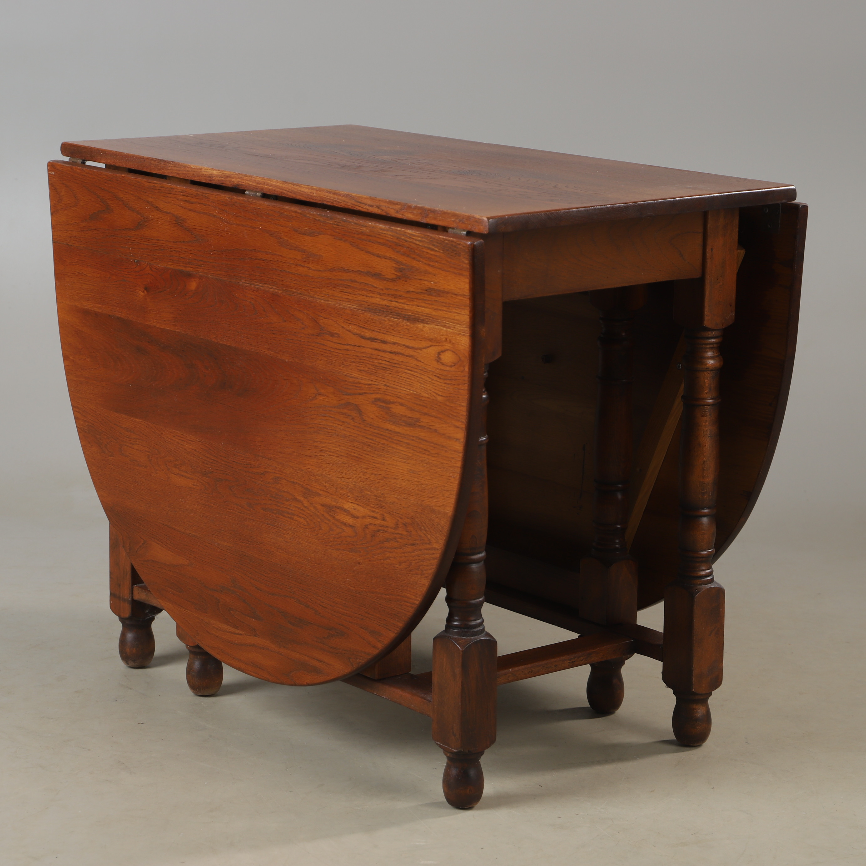 SLAGBORD, ek, 1900-talets andra hälft.
