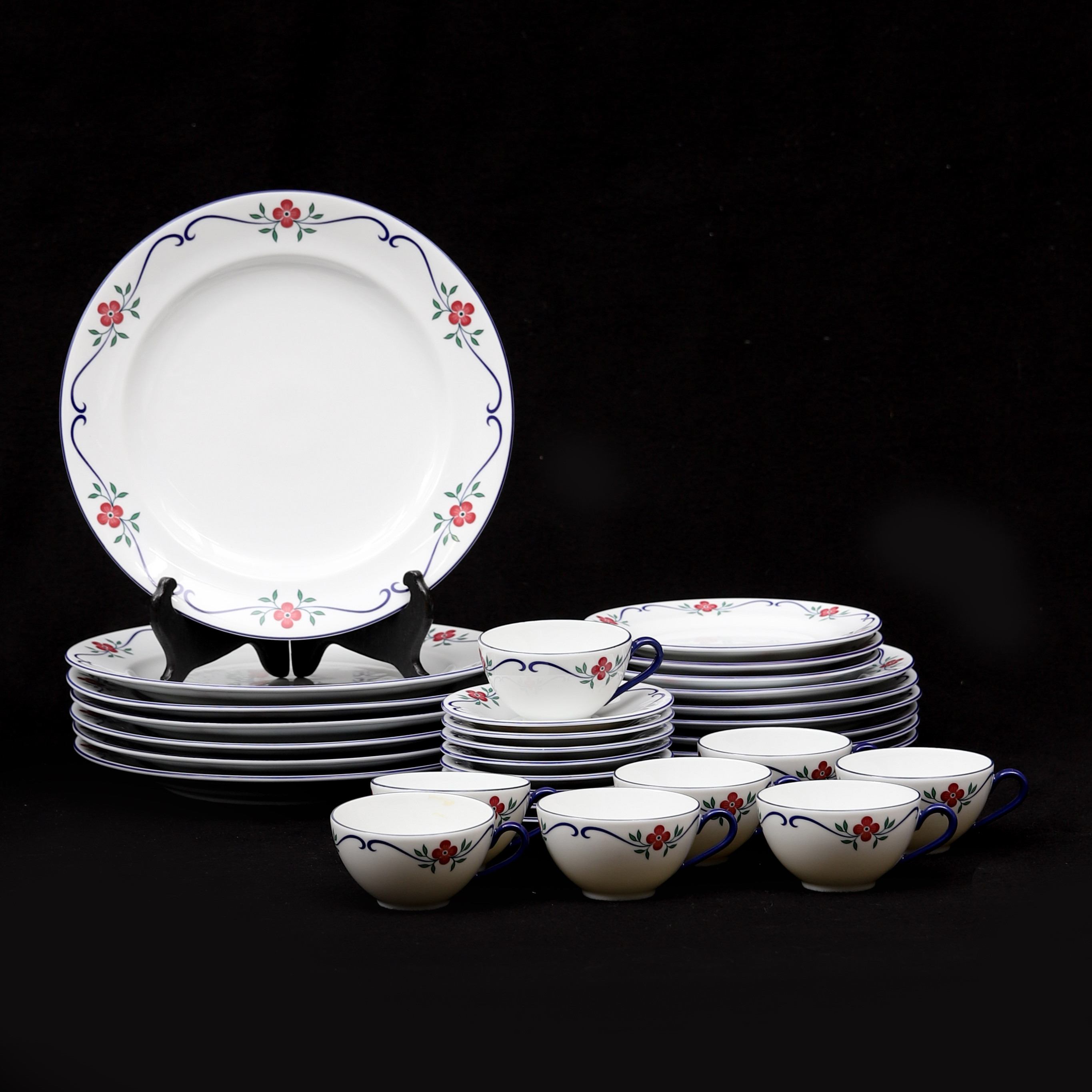 SERVISDELAR, 24 delar, porslin, "Sundborn", Pia Rönndahl, Rörstrand.