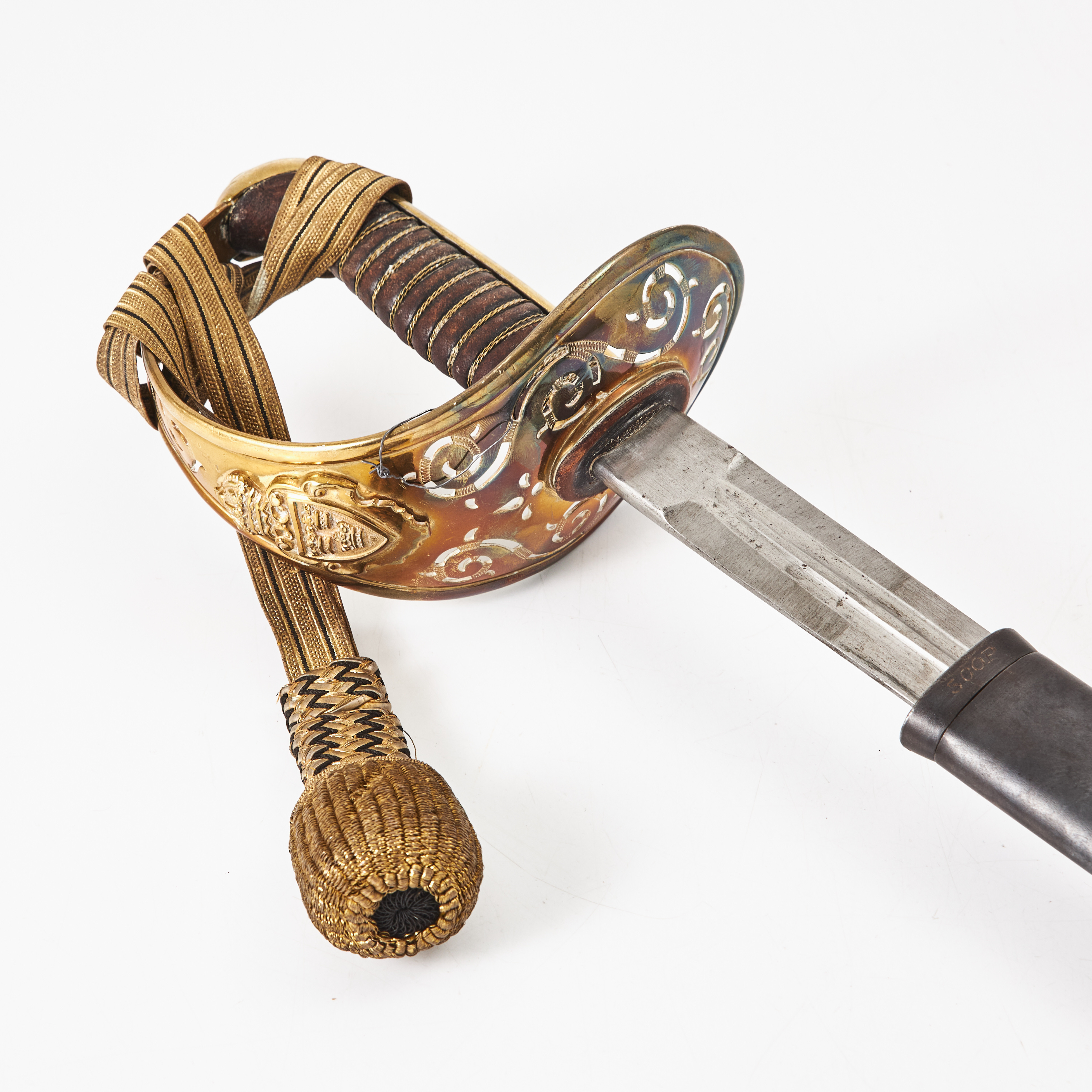 SABEL, svensk, svensk, m/1893, för officer vid kavalleriet, E. Svalling, Eskilstuna, med svärtad stålbalja.