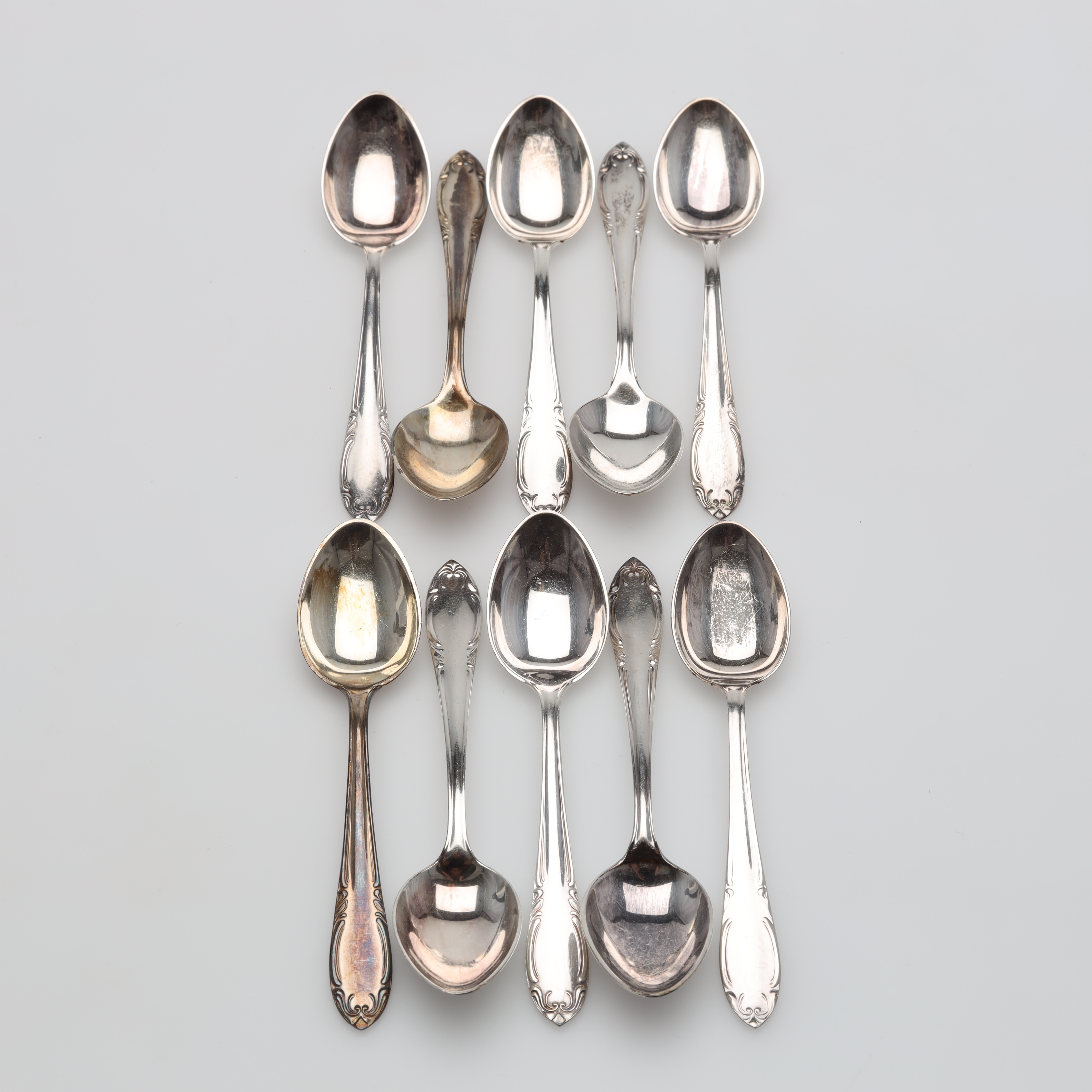 KAFFESKEDAR 10 stycken silver vikt ca 151,3 gram.