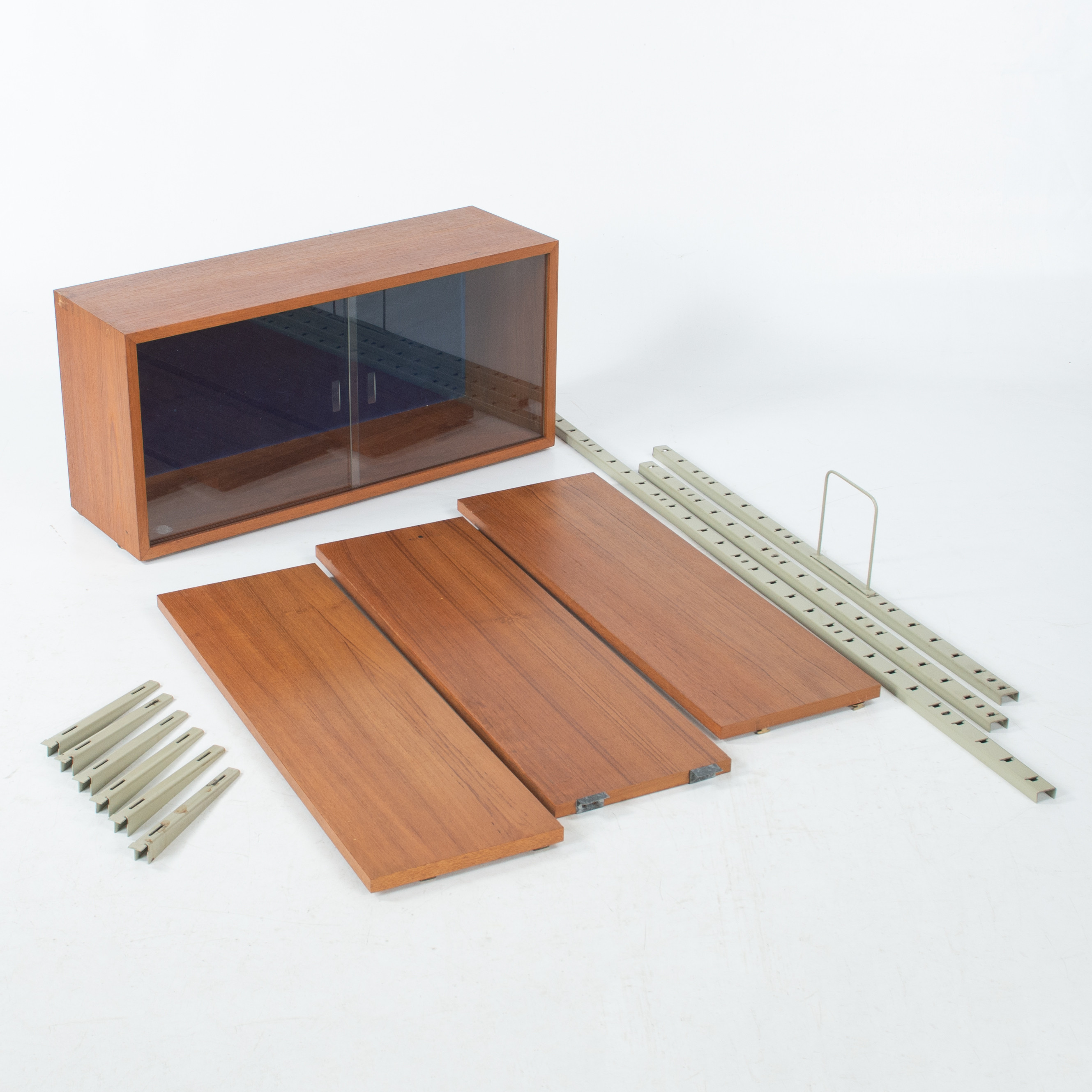 HYLLSYSTEM, teak.