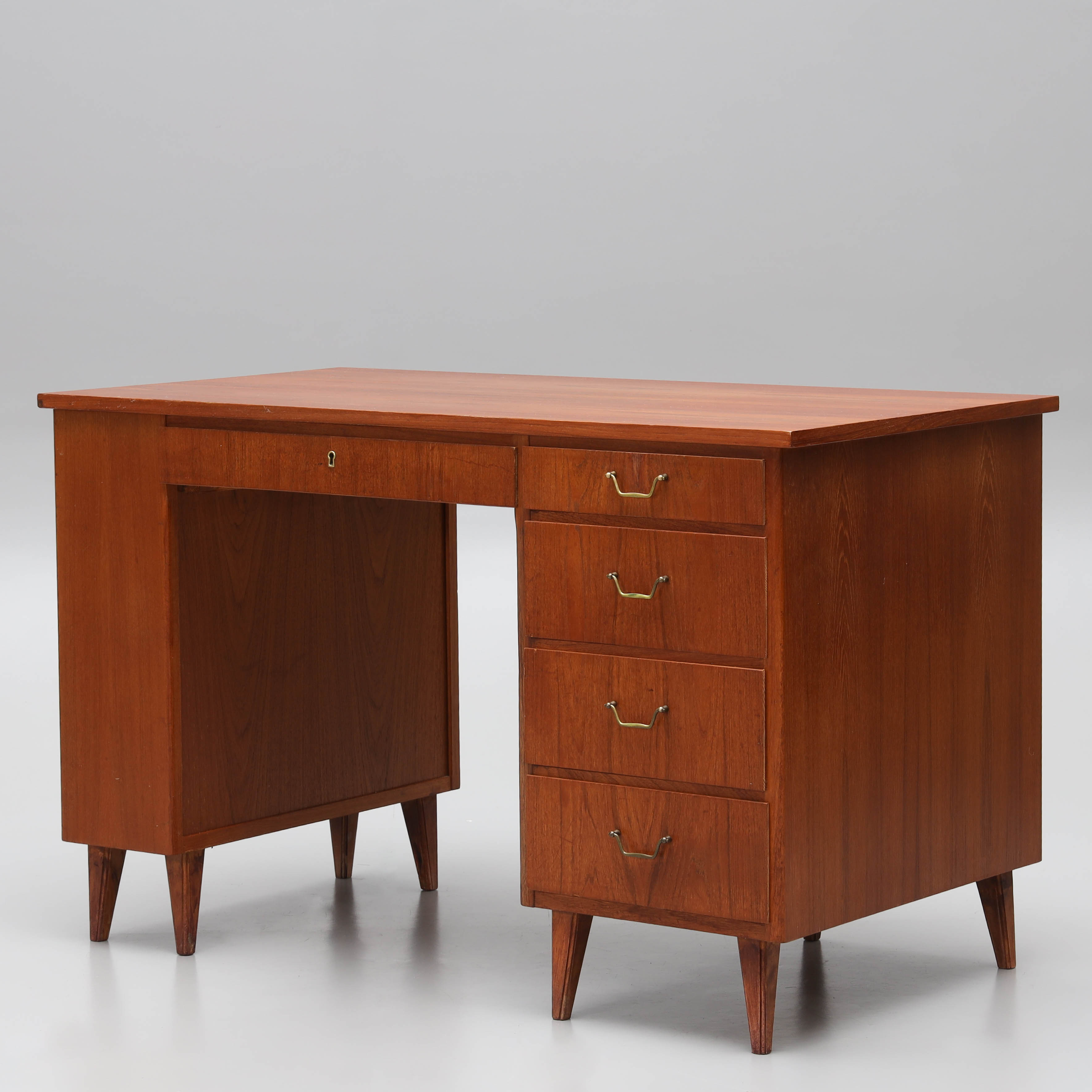 SKRIVBORD, teak/teakfanér, 1960-tal.