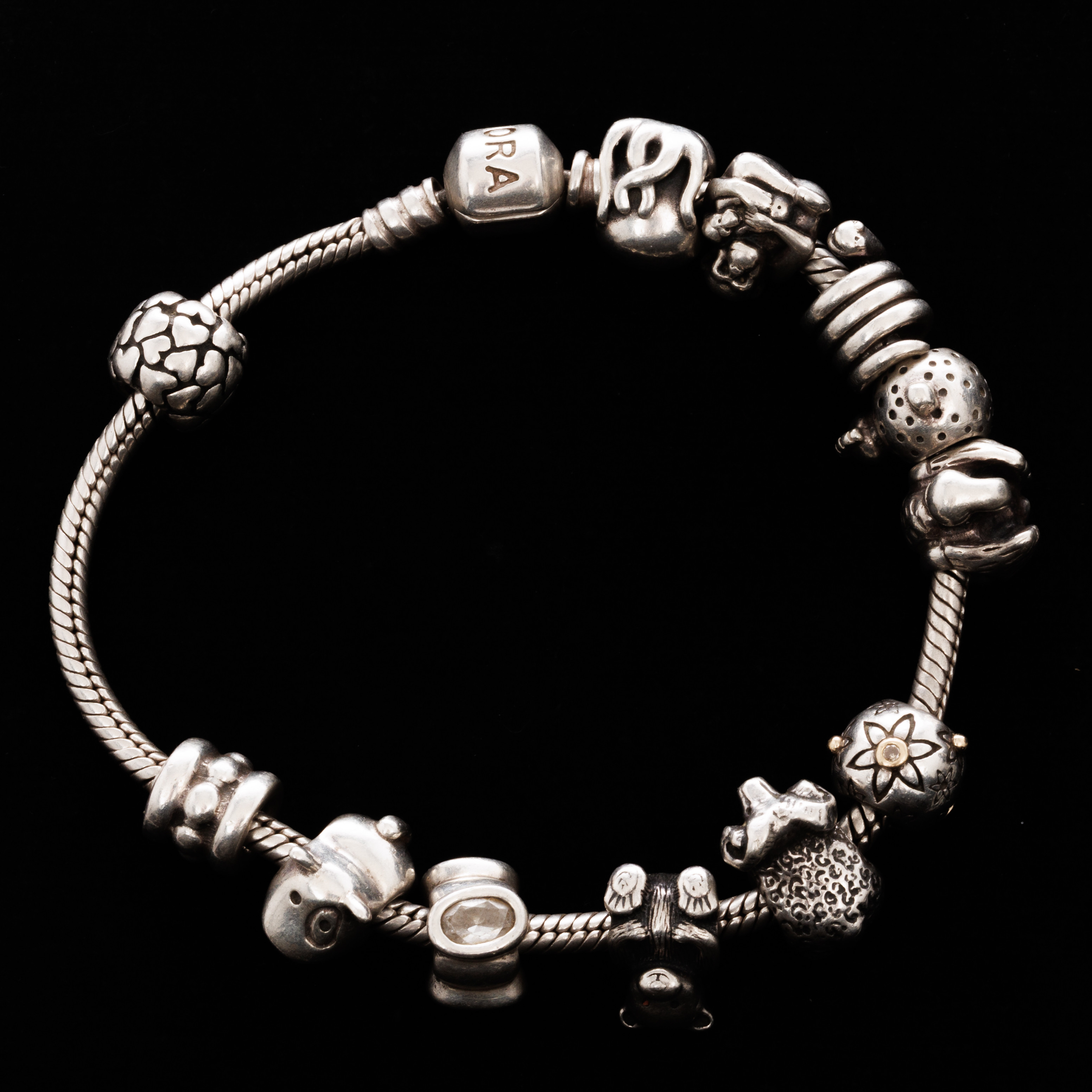 ARMBAND, Sterlingsilver, Berlocker, Pandora.