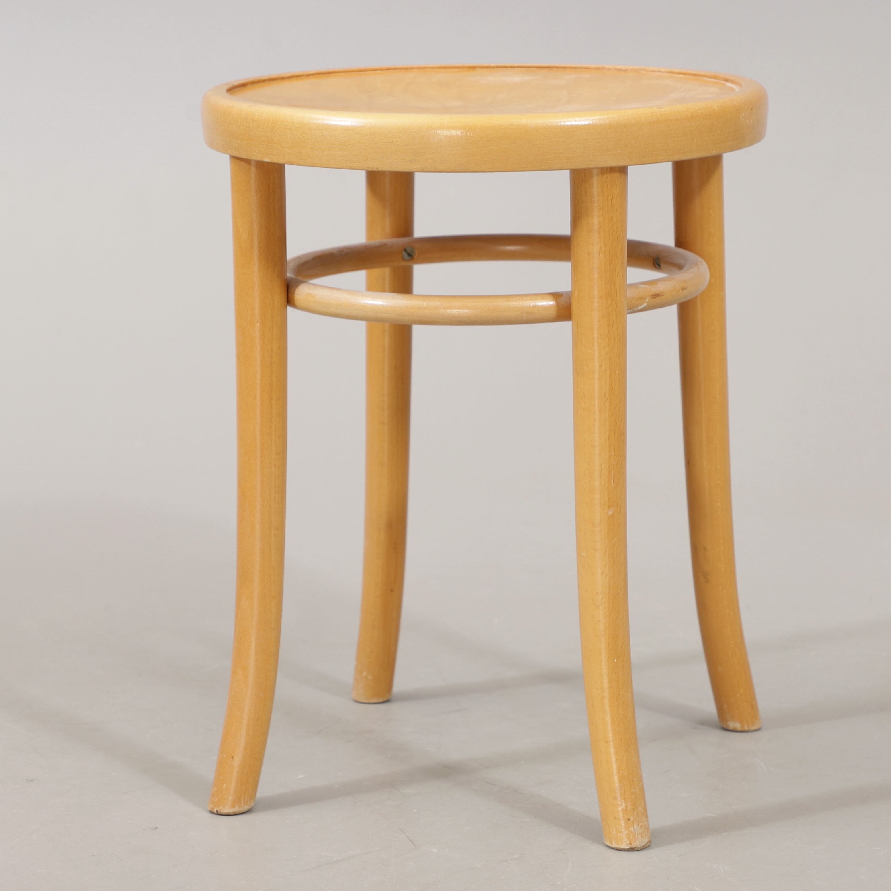 PALL, Thonet-stil, bok, 1900-talets andra hälft.