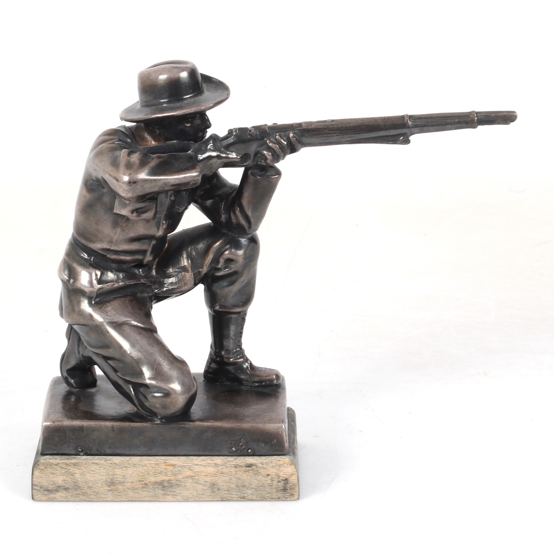 ALFRED OHLSON. Efter. Skulptur, skytt, metall, 1940-tal.