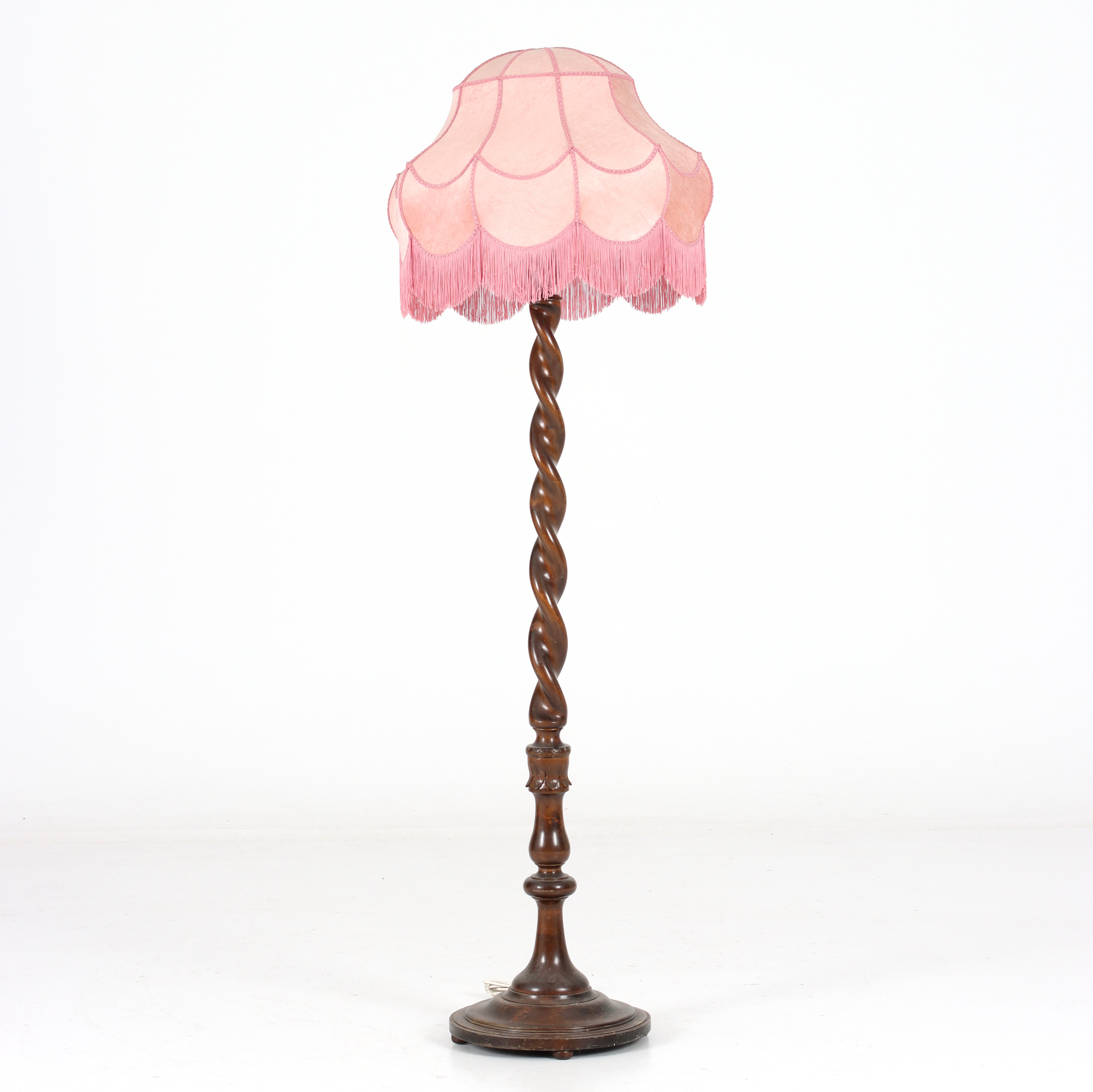 GOLVLAMPA, trä, barockstil, 1900-tal.