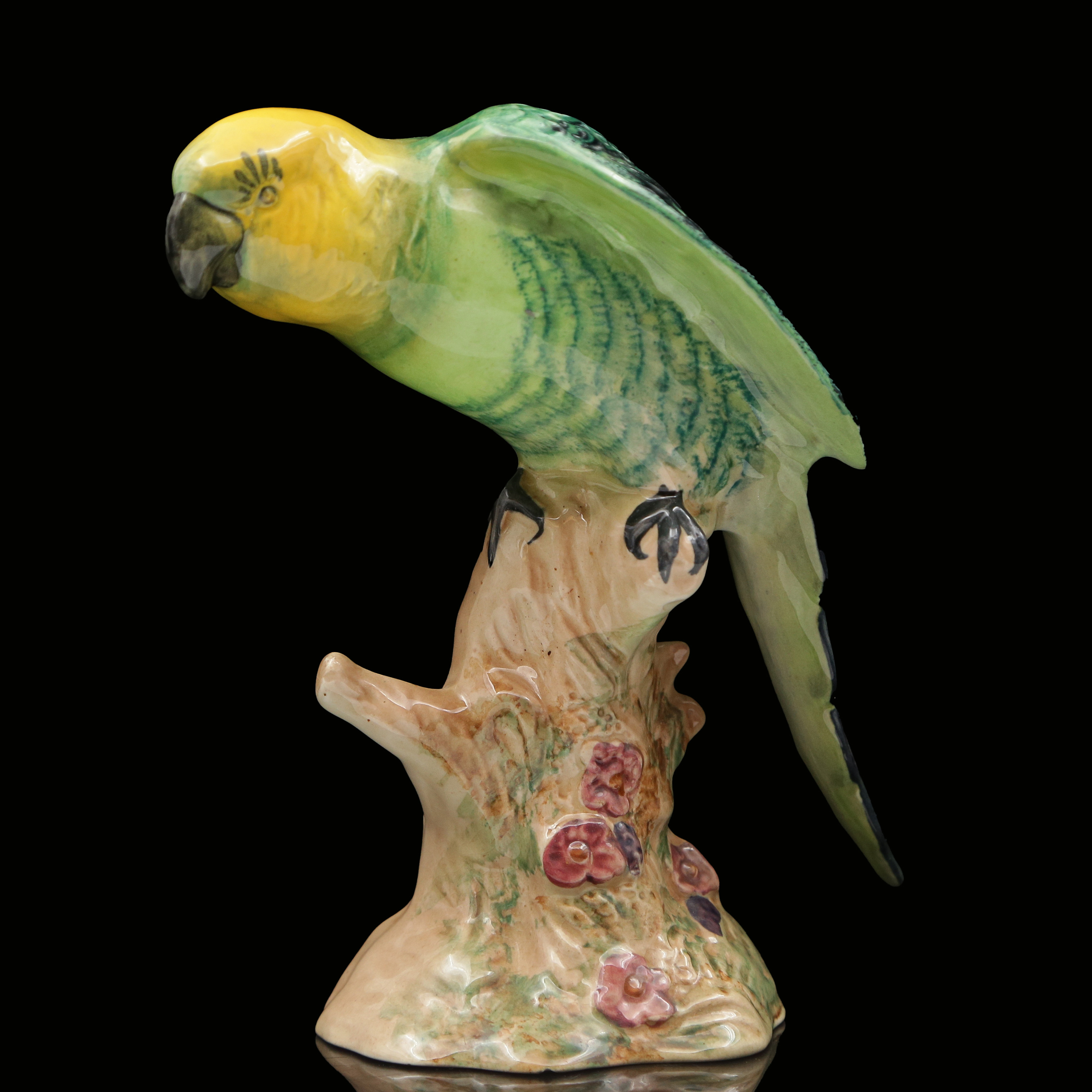 BESWICK FIGURIN "PAPEGOJA", ENGLAND, PORSLIN, 1900-TAL.