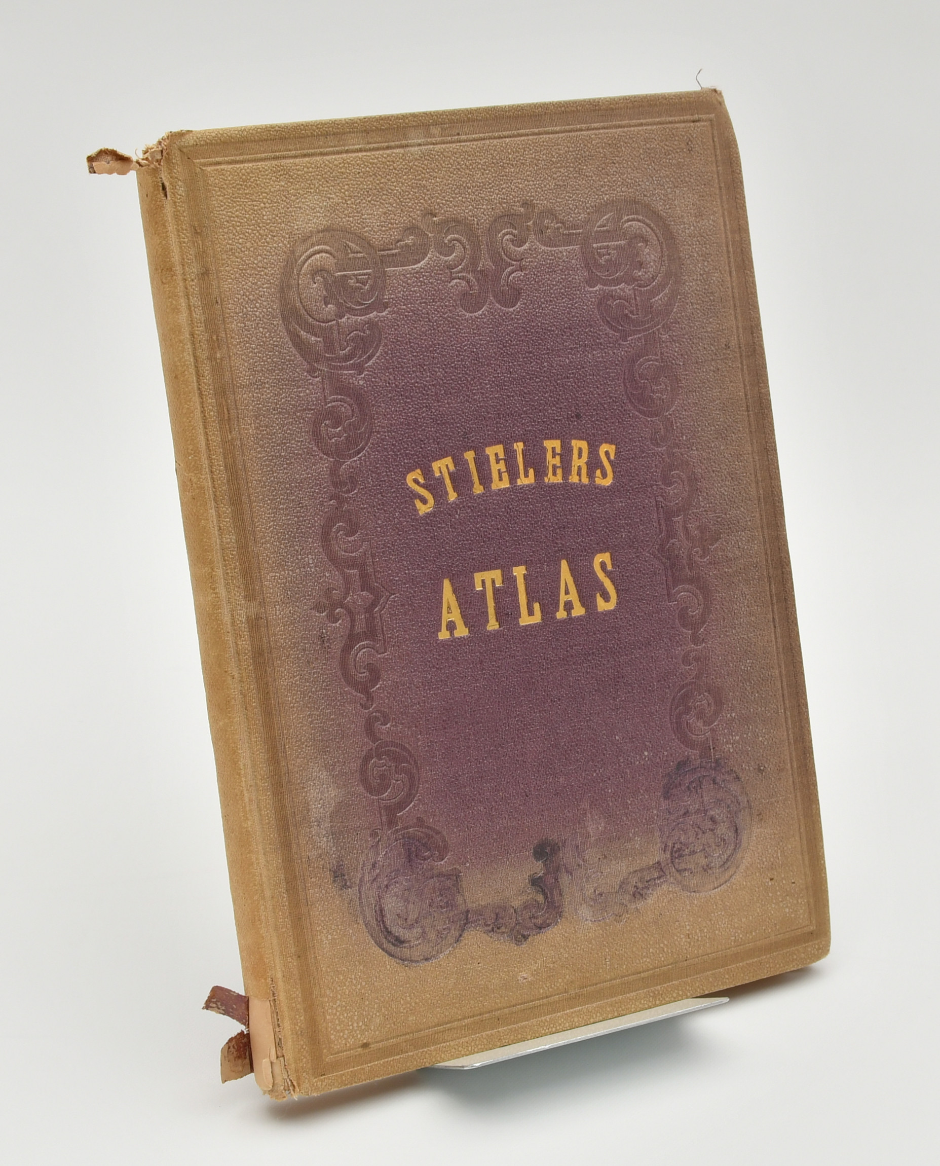 Skol-Atlas öfver alla verldens delar enligt deras nuvarande tillstånd samt öfver verldsbyggnaden 1868.