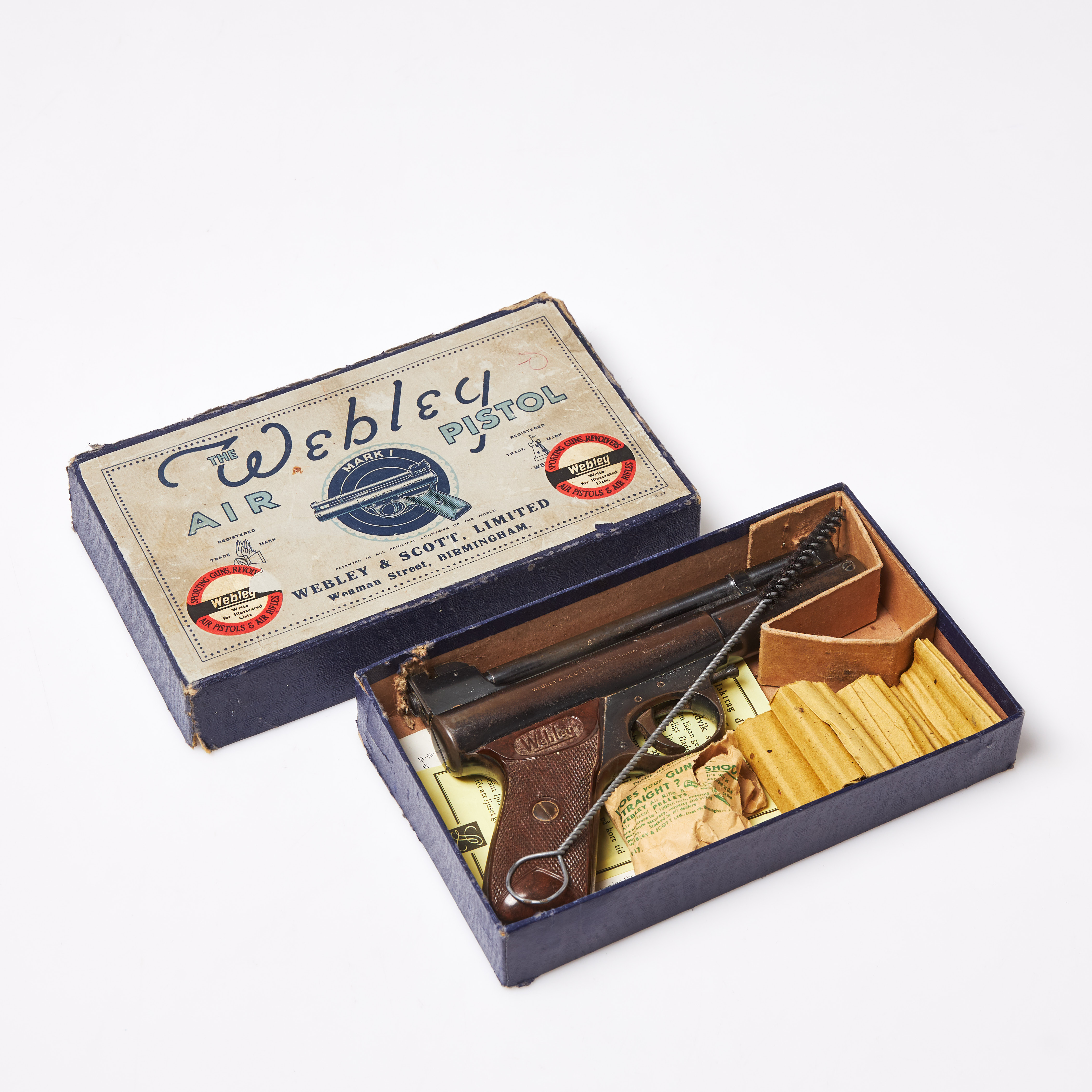 LUFTPISTOL, "Webley Air Pistol", Webley & Scott, Limited, i originalförpackning.