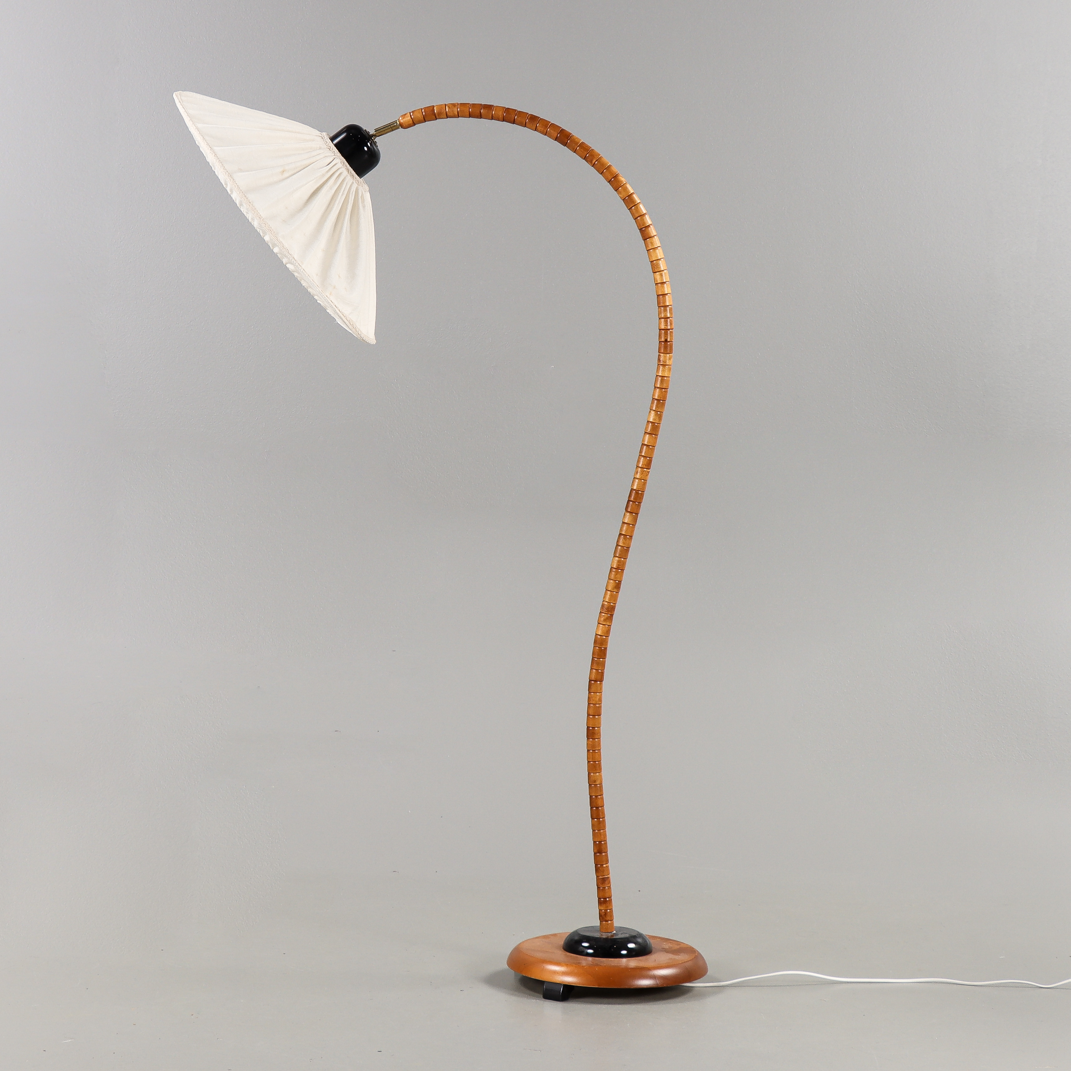 GOLVLAMPA Svanhalsmodell, Markslöjd, Sent 1900-tal.