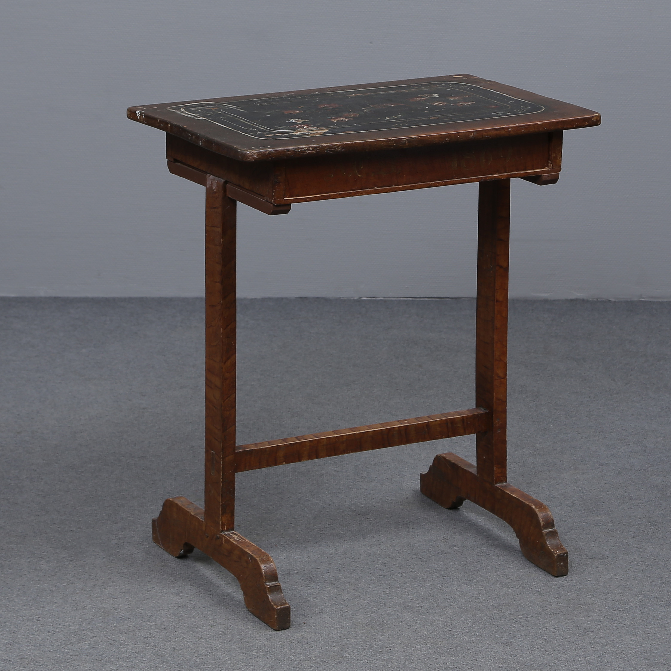 BORD MED LÅDA, ALLMOGE, BEMÅLAD FUR, 1800-TAL.