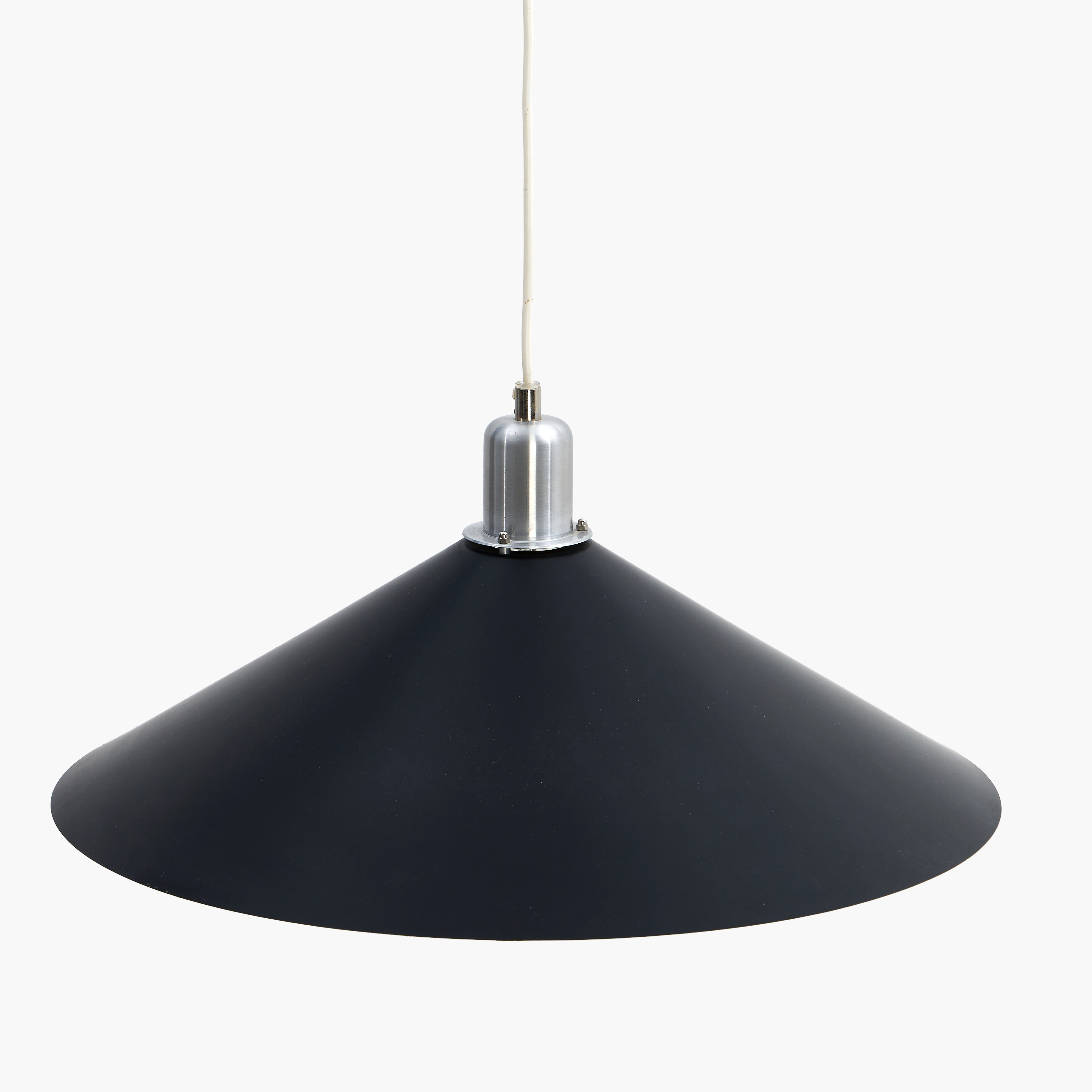 JÖRGEN GAMMELGAARD. Taklampa, svartlackerad plåt, "Tip Top", för Pandul, Danmark.