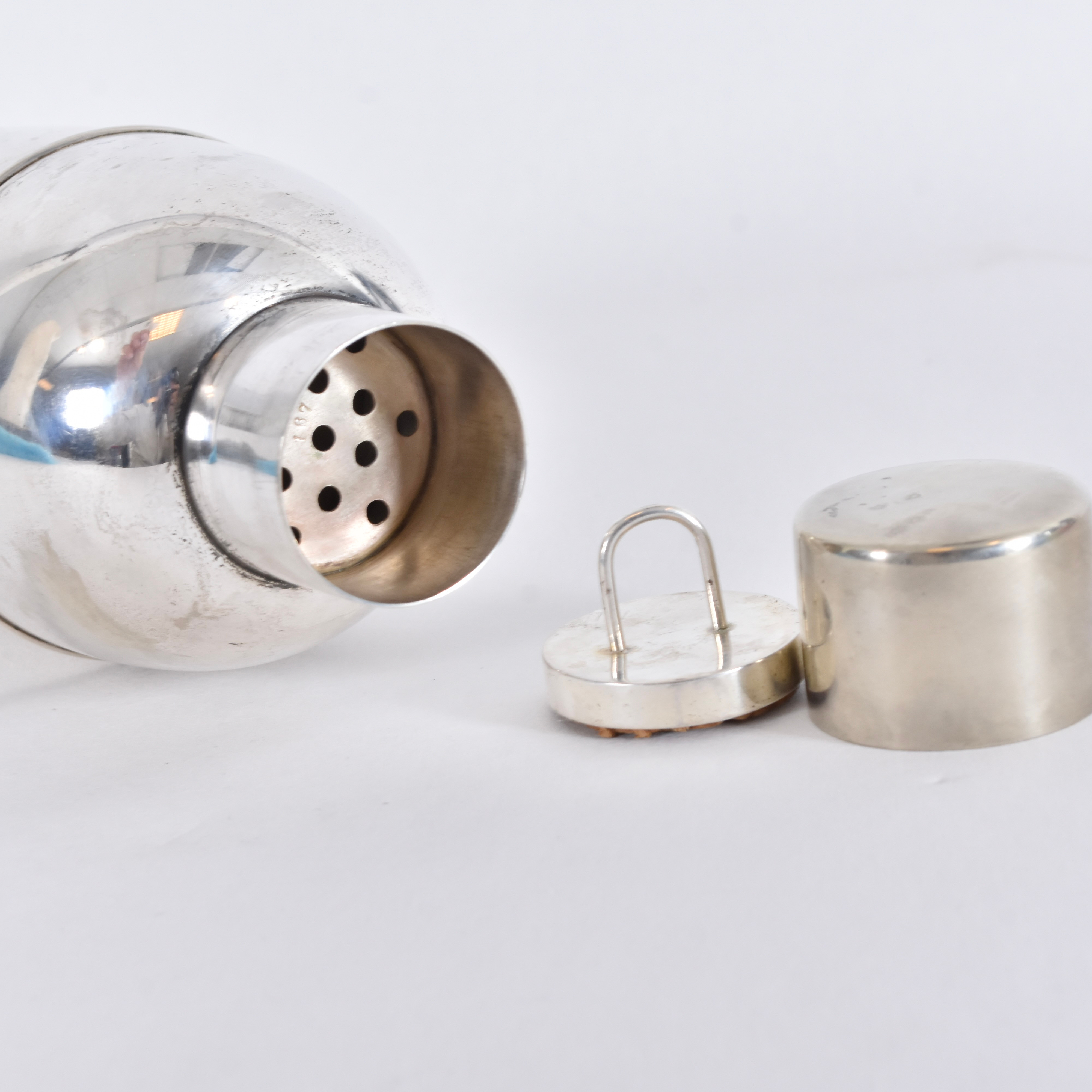 SHAKER, nysilver, C G Hallberg Stockholm 1950-tal.