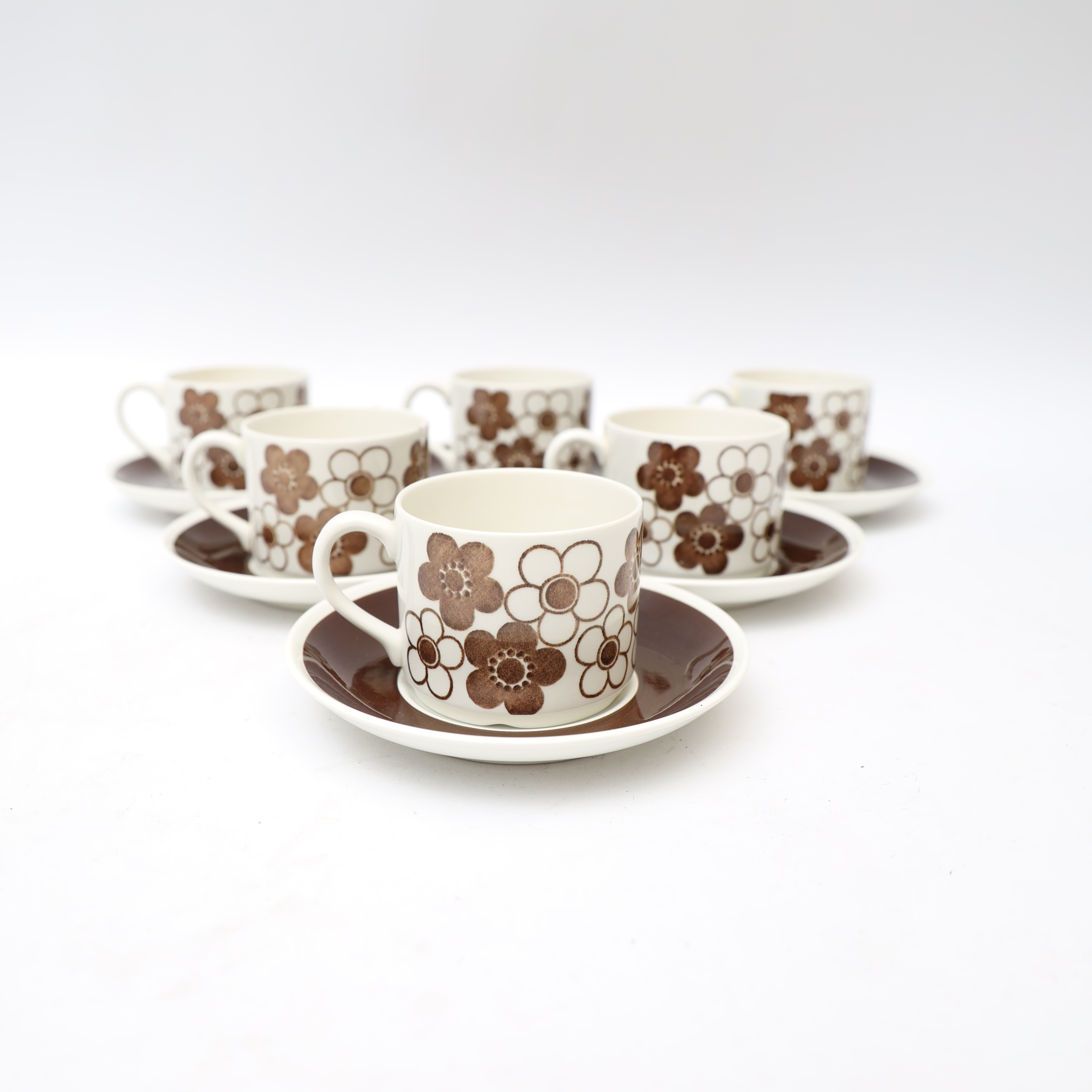 MARIANNE WESTMAN. Kaffeservisdelar, "Anemon" Rörstrand.