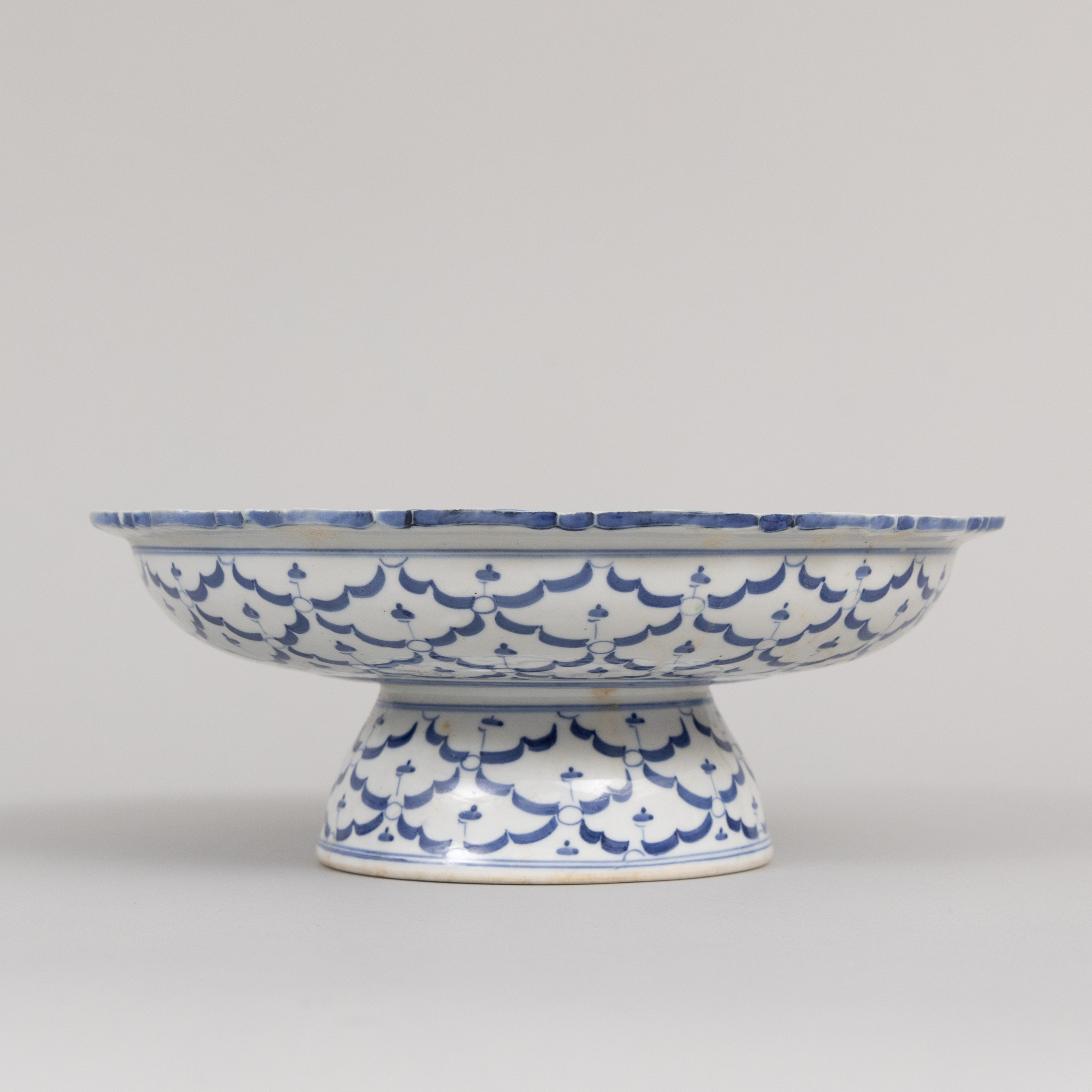 TAZZA, porslin, troligen för ottomansk marknad, Kina 18/1900-tal.