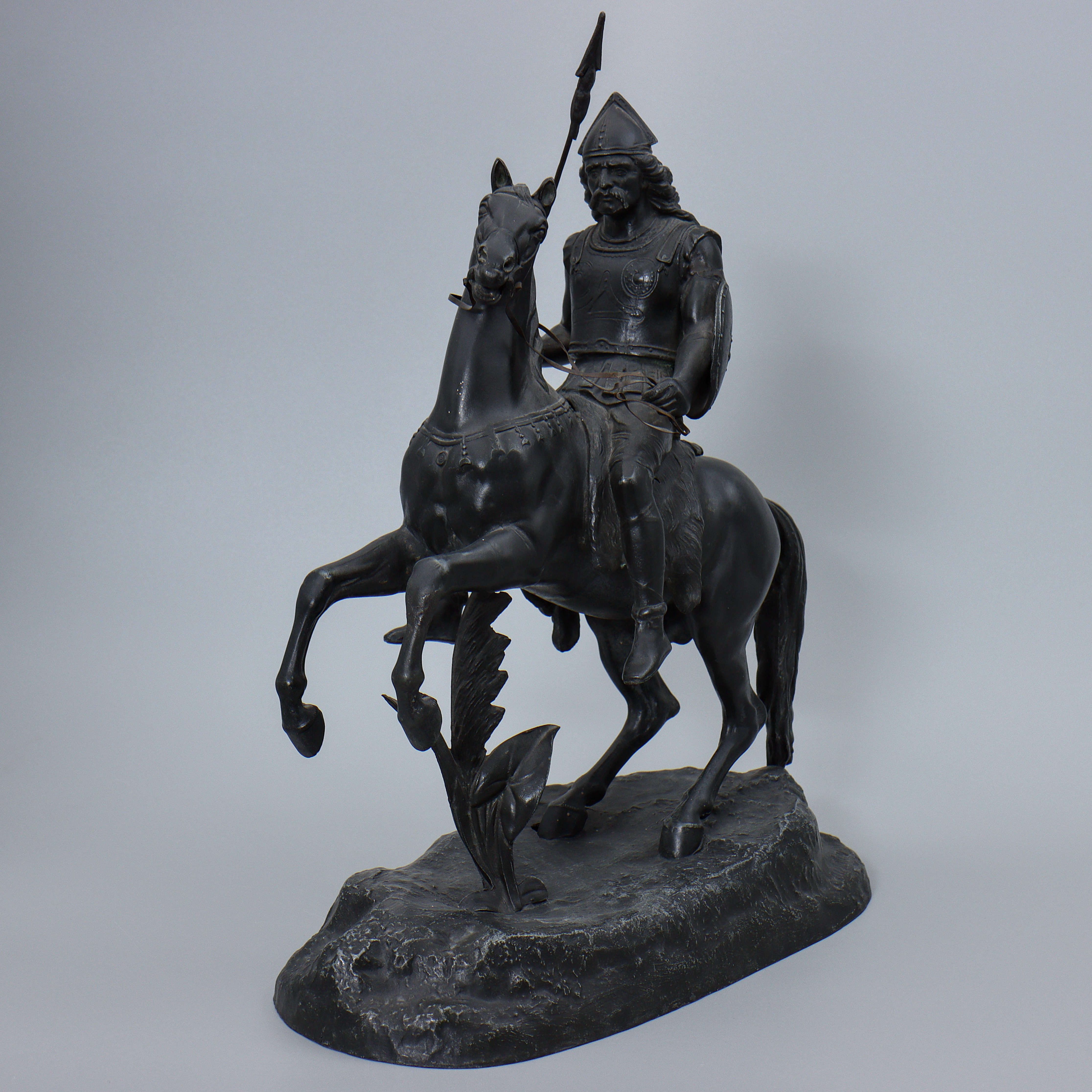 GUILLAUME COUSTOU (1677-1746) EFTER. SKULPTUR, MÖRKPATINERAD METALL, SIGNERAD COUSTOU.