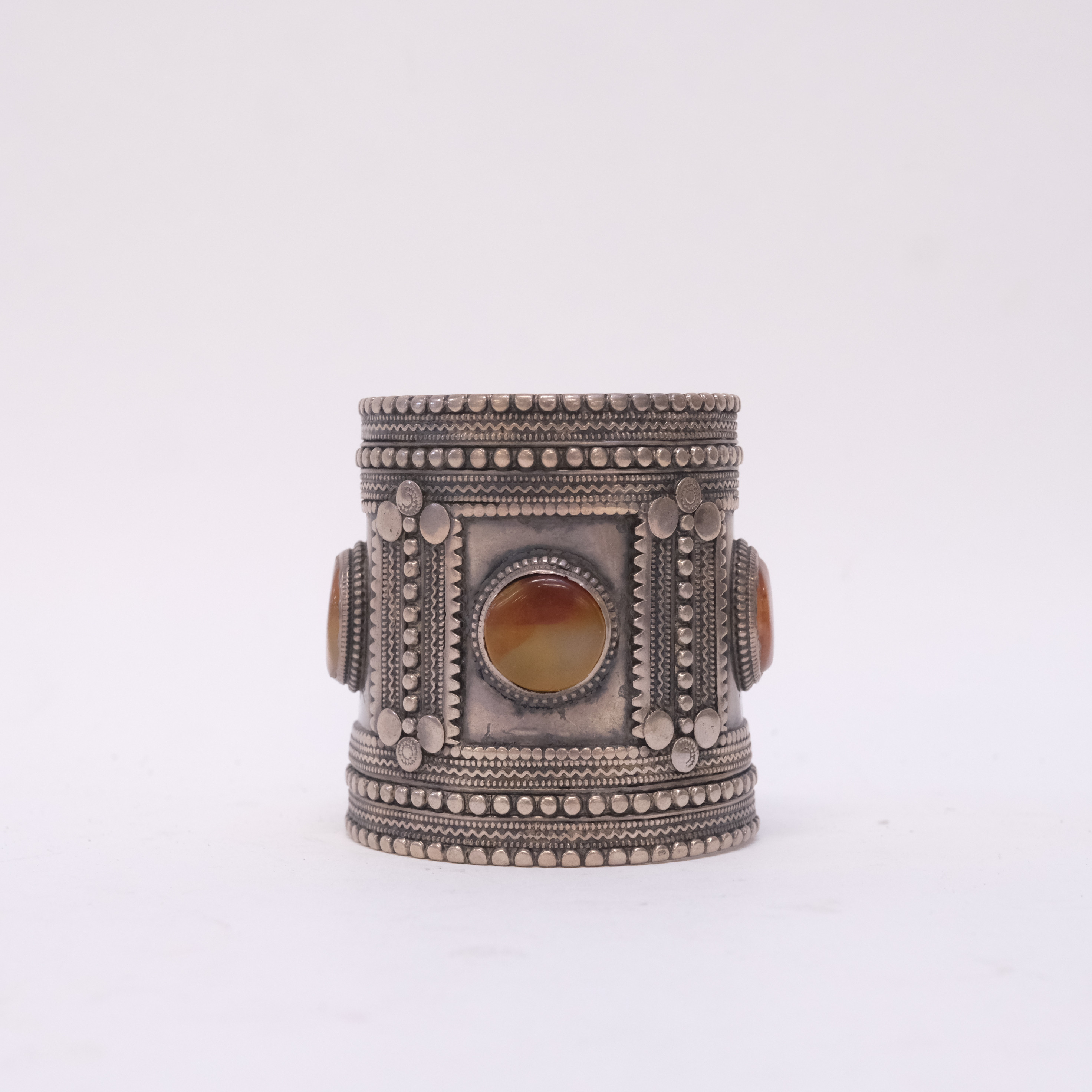ARMRING, MELLANÖSTERN, SANNOLIKT YEMEN.