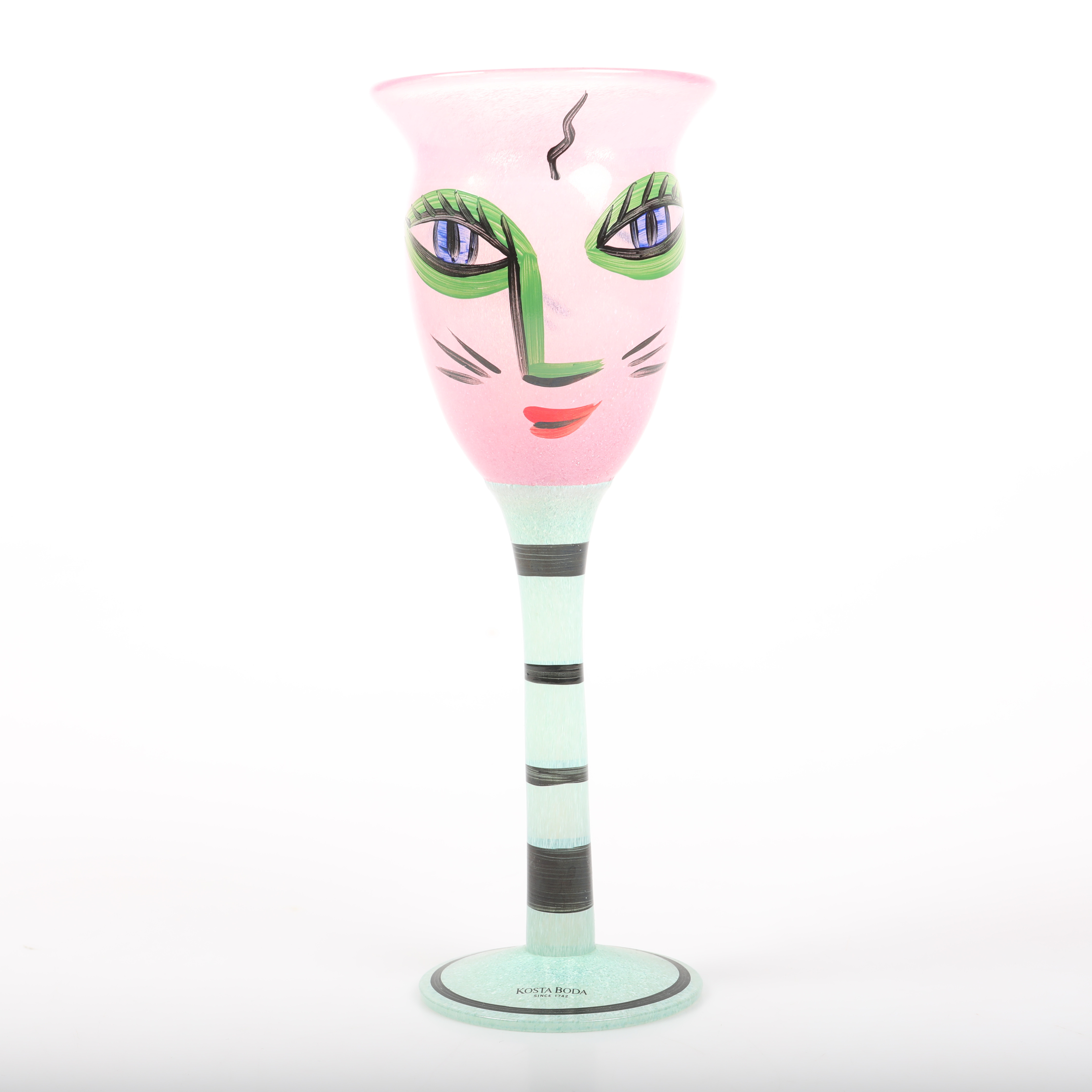 ULRICA HYDMAN-VALLIEN. Glas, konstglas, Kosta Boda, signerad.