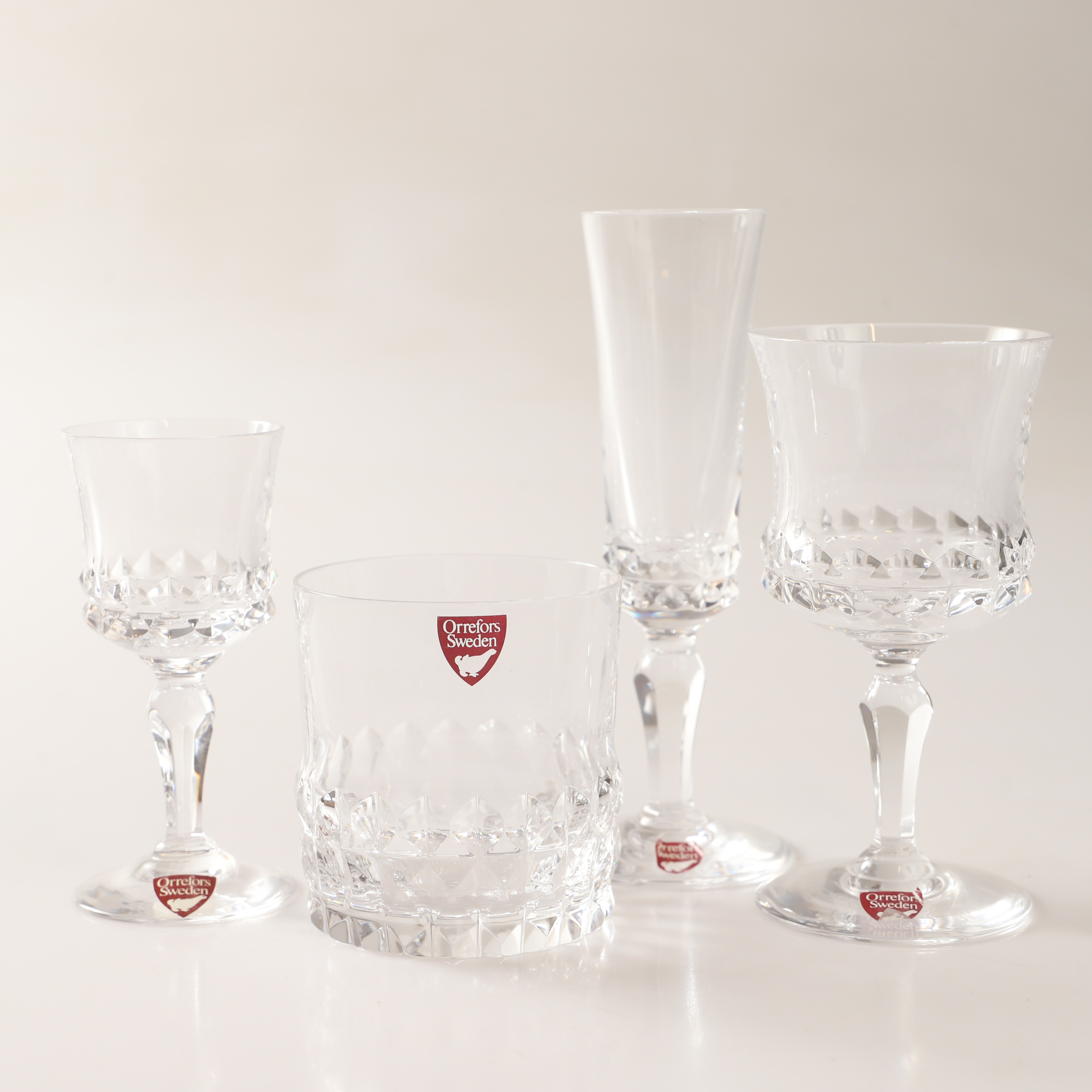 INGEBORG LUNDIN. Glasservisdelar, 44 stycken, "Silvia", glas, Orrefors.
