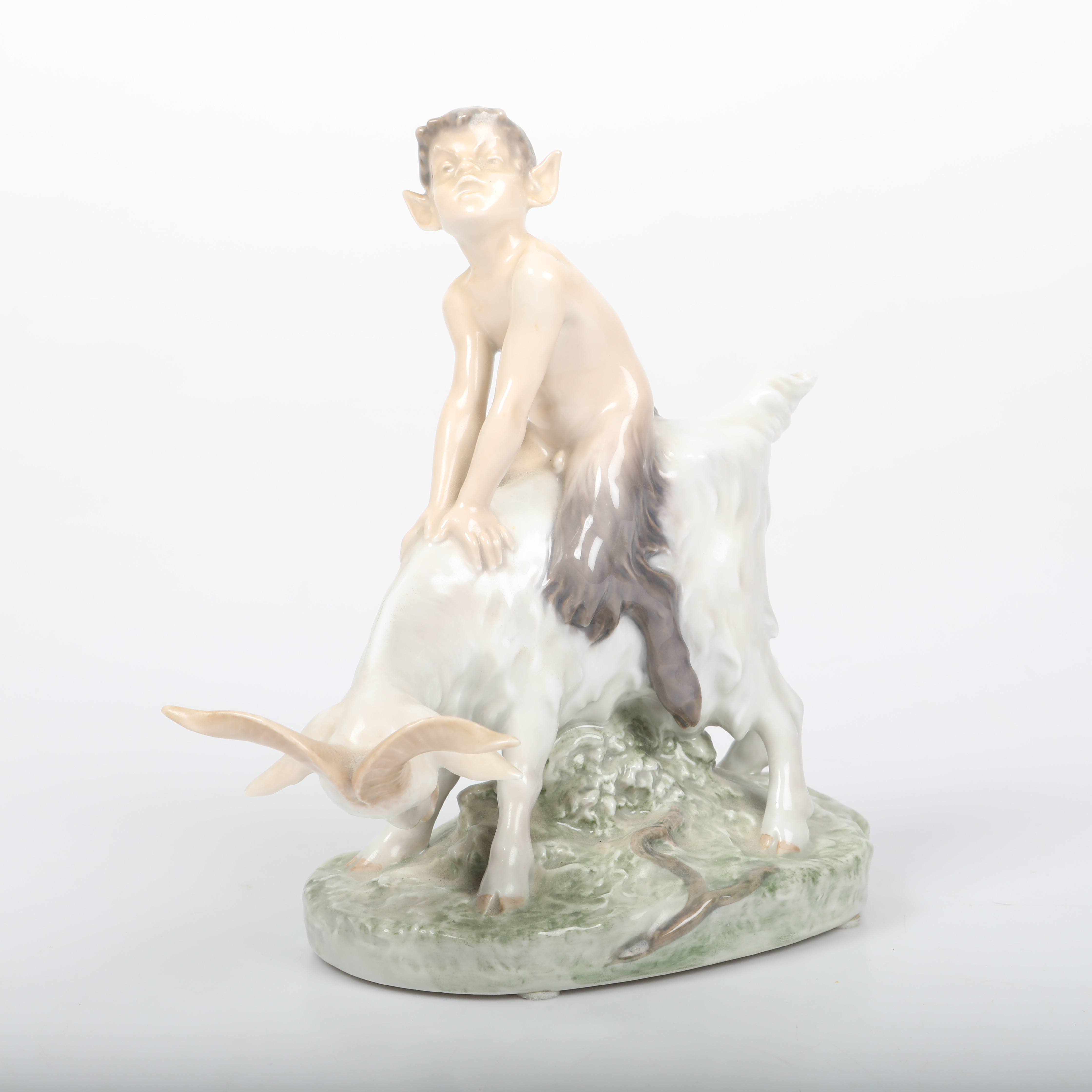 CHRISTIAN THOMSEN. Figurin, porslin, Royal Copenhagen, Danmark.